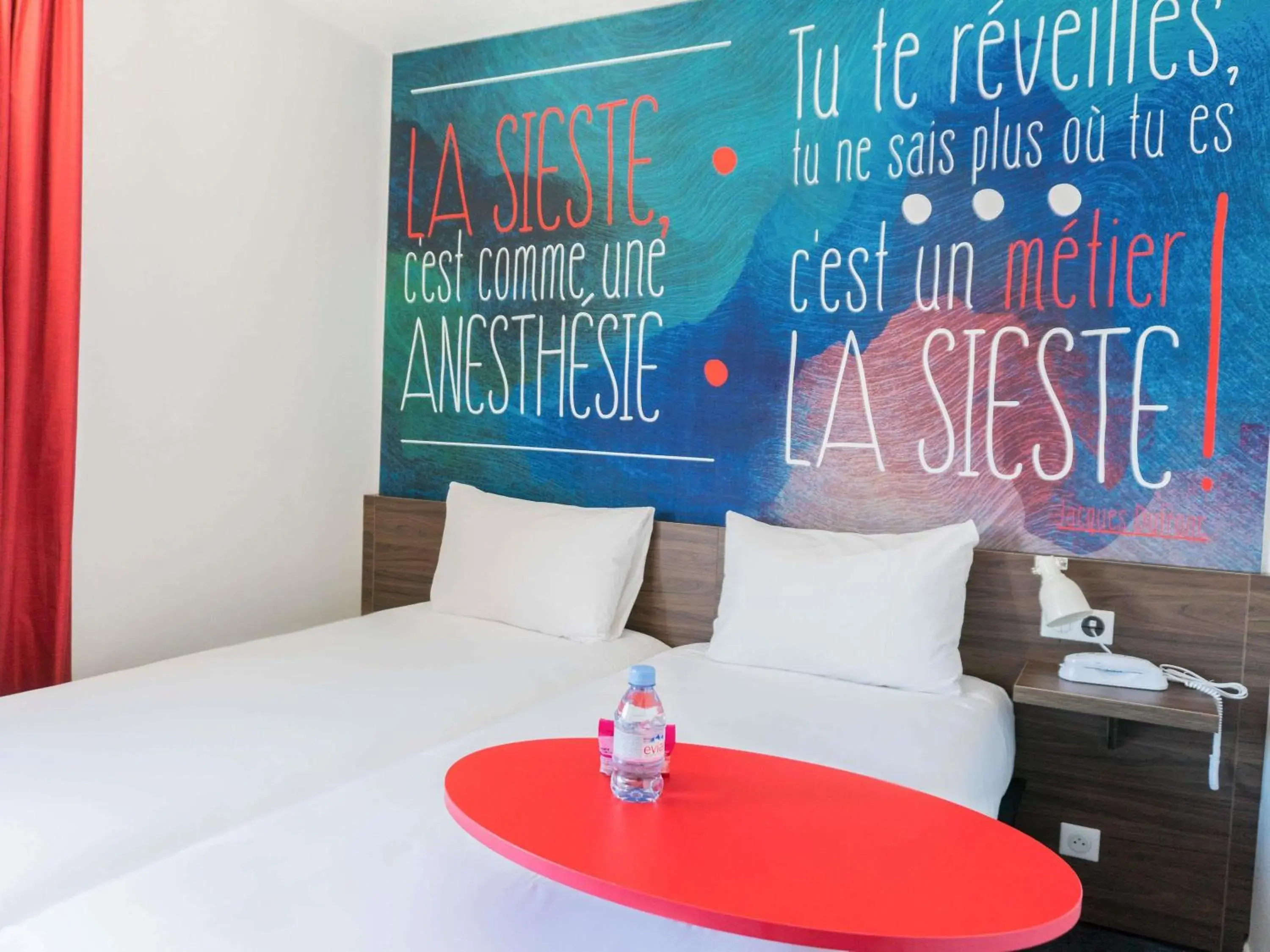 Bedroom, Bed in ibis Styles Perpignan Canet En Roussillon Bedroom, Bed in ibis Styles Perpignan Canet En Roussillon