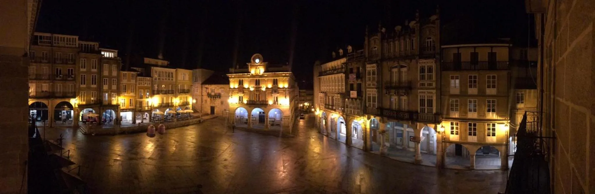 Property building in Plaza Mayor