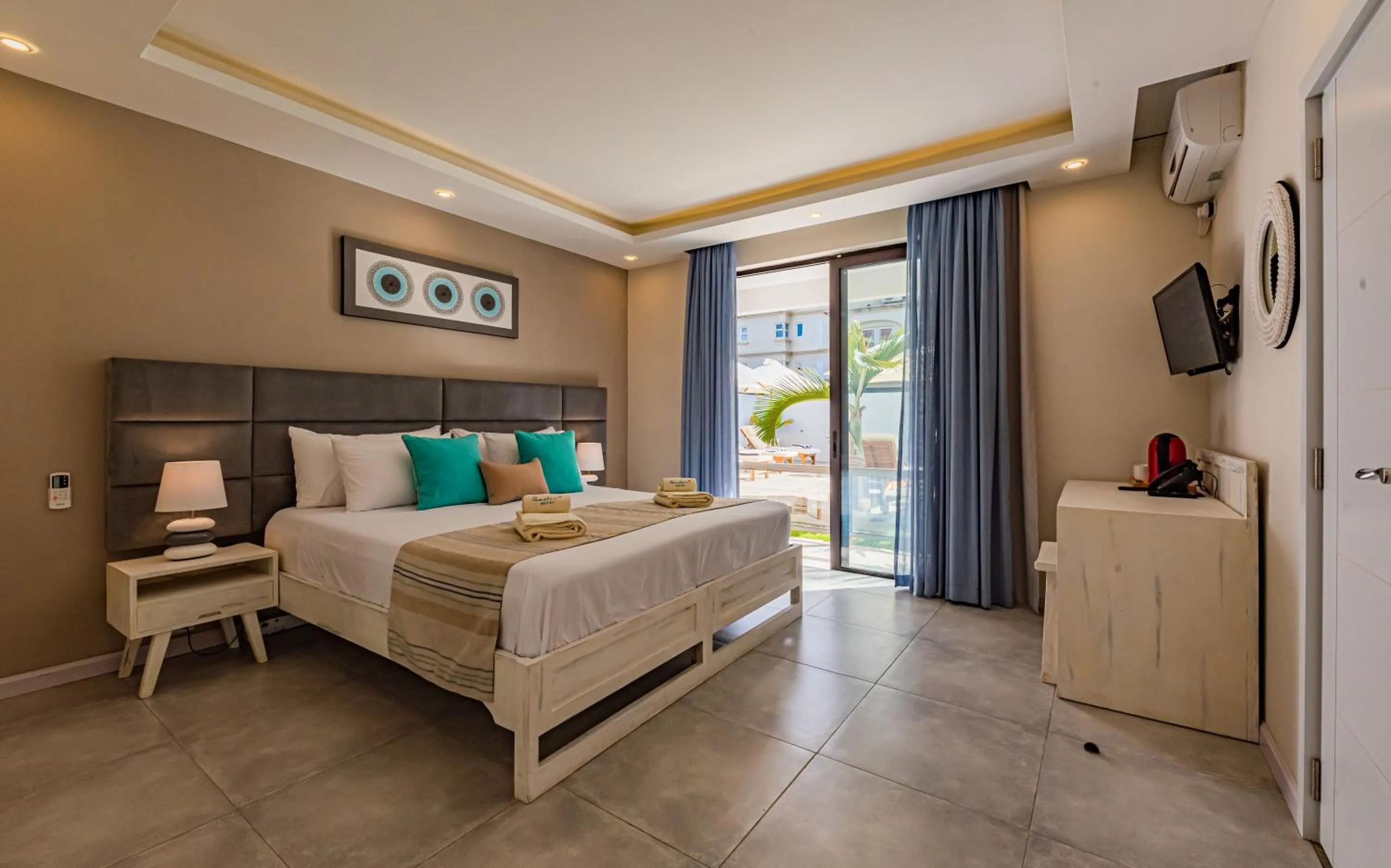 Photo of the whole room, Bed in Seastar Hotel