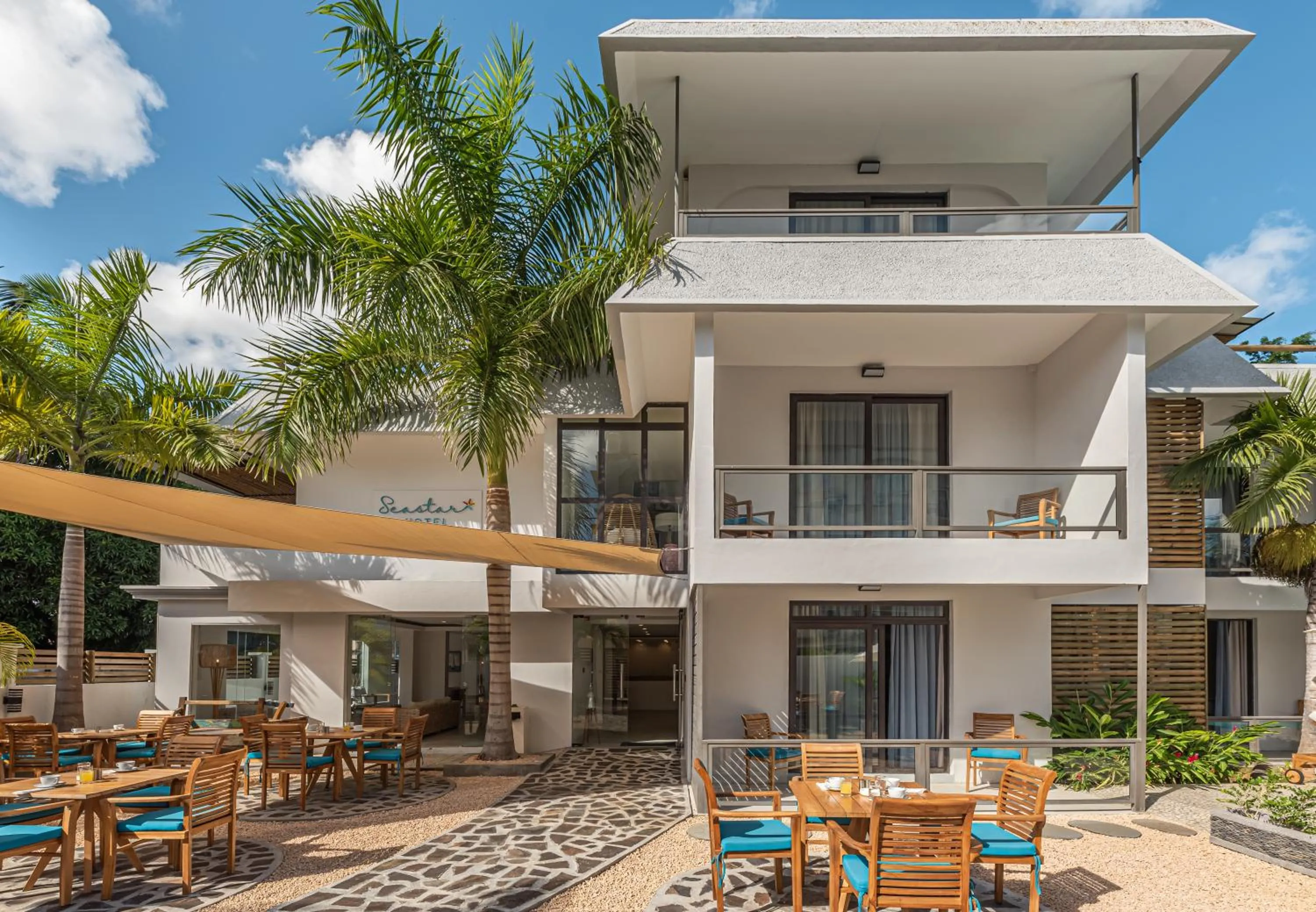 Facade/entrance in Seastar Hotel