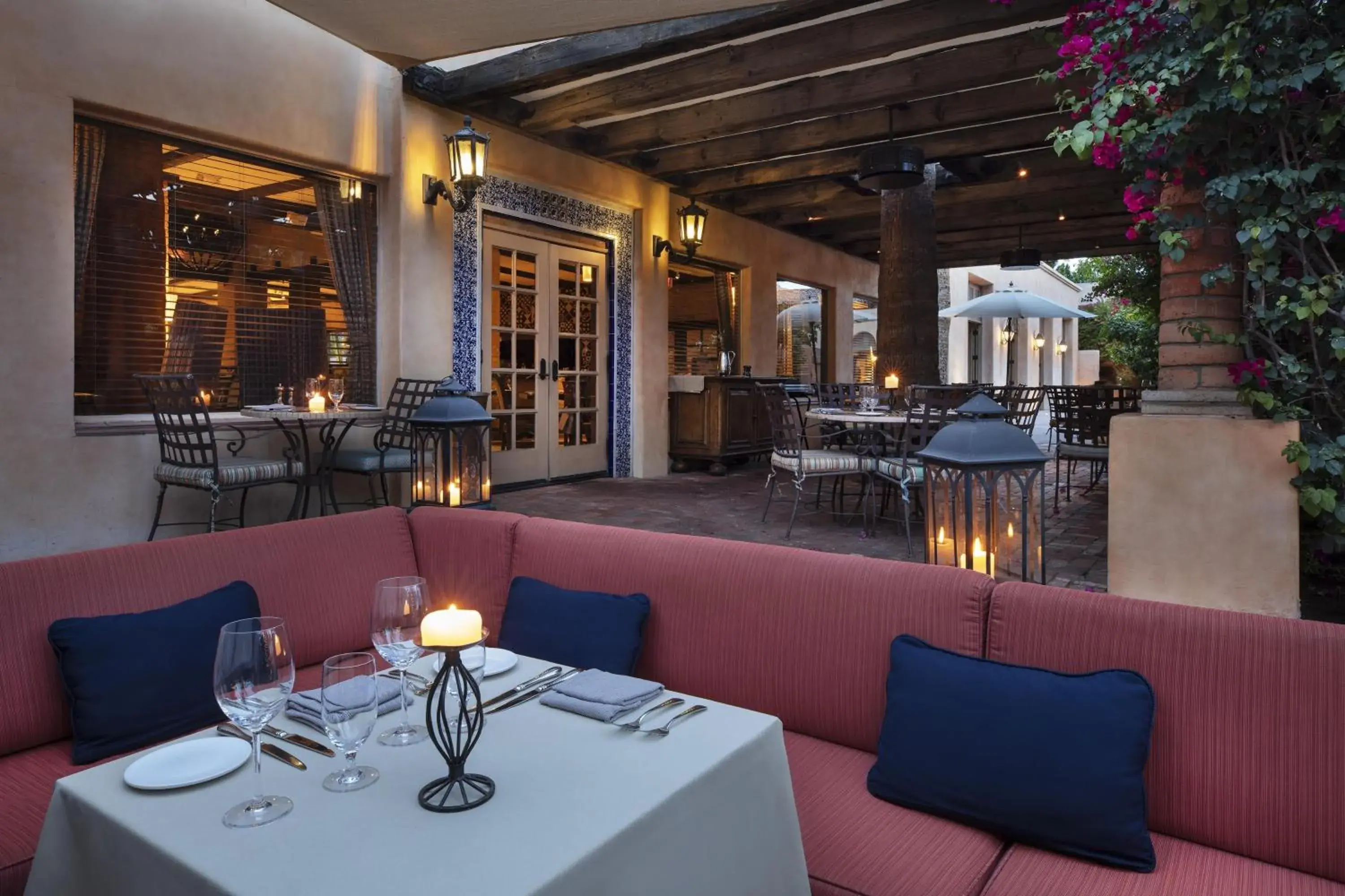 Restaurant/places to eat in Royal Palms Resort and Spa, part of Hyatt Restaurant/places to eat in Royal Palms Resort and Spa, part of Hyatt