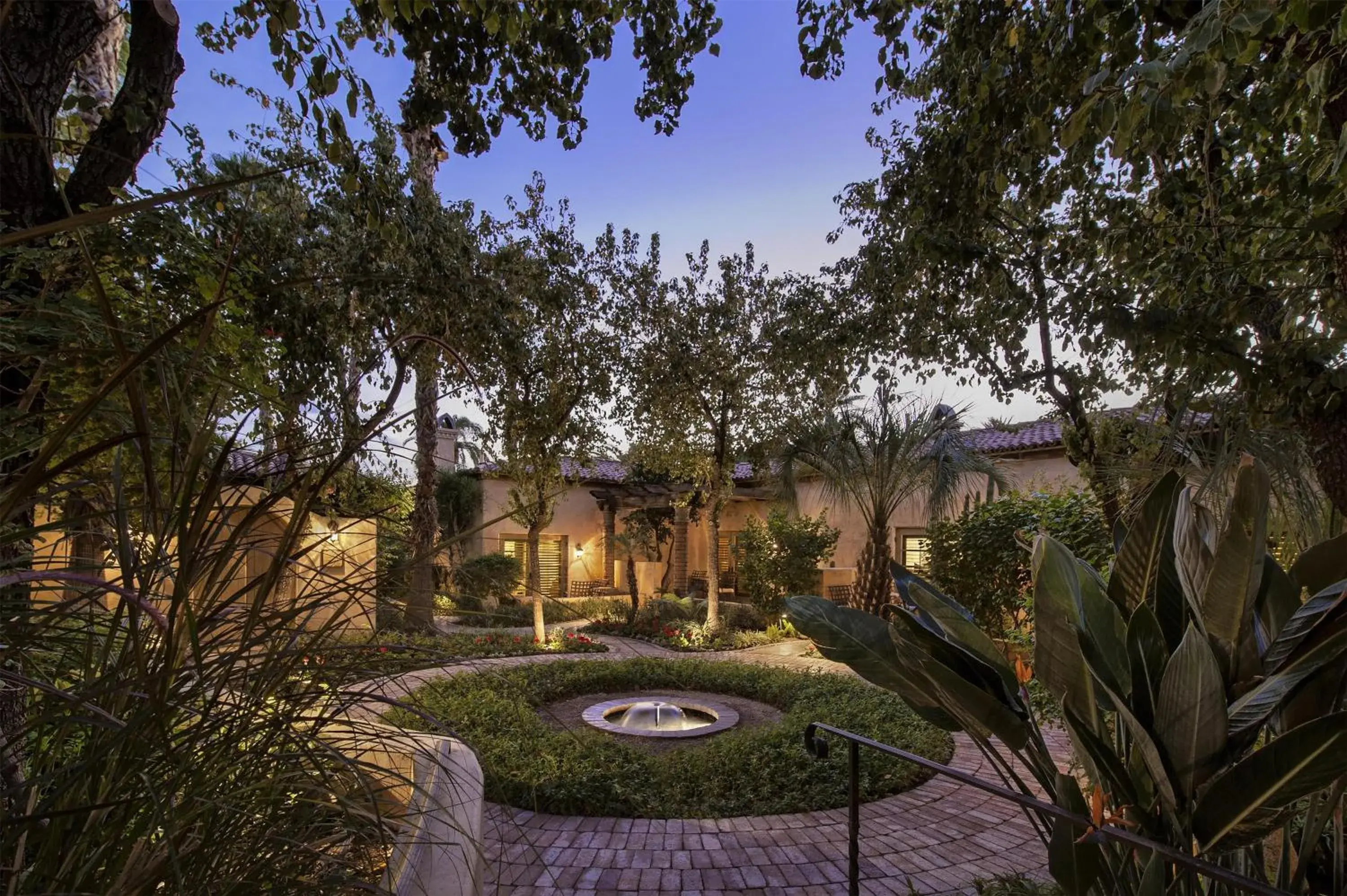 Property building in Royal Palms Resort and Spa, part of Hyatt Property building in Royal Palms Resort and Spa, part of Hyatt