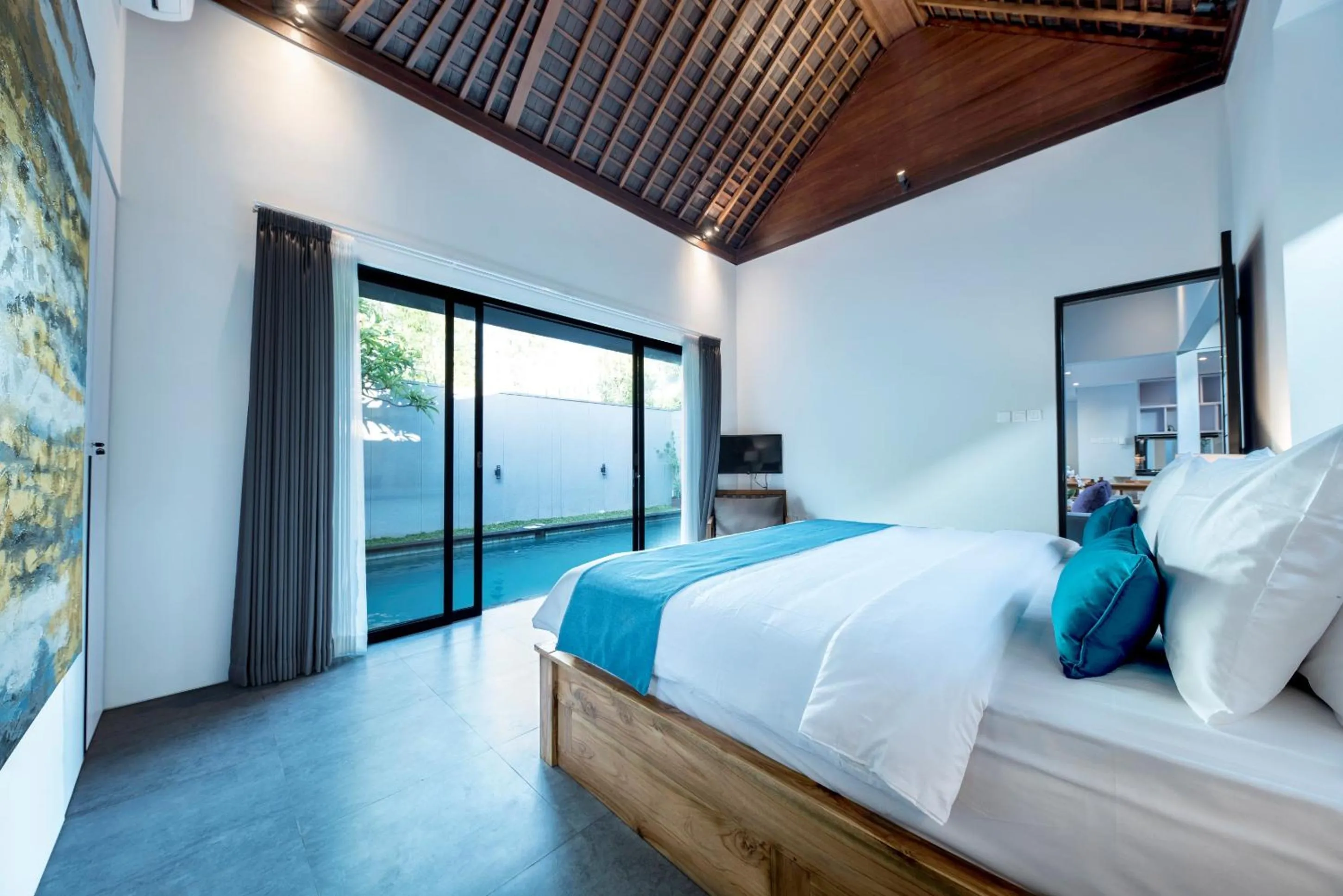 Bed in Villa DeDayuh Seminyak