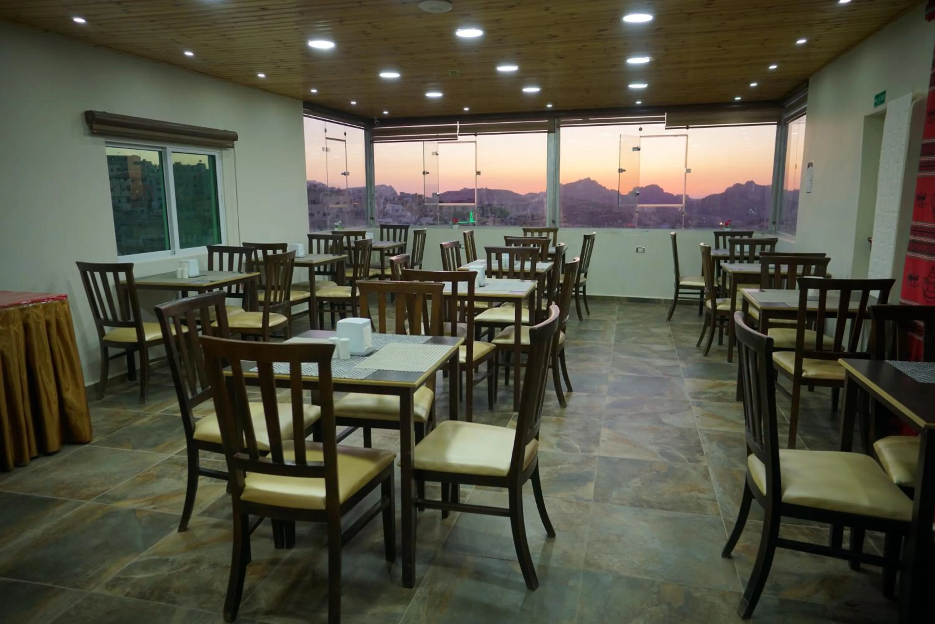 Restaurant/places to eat in Petra Sofsaf Hotel