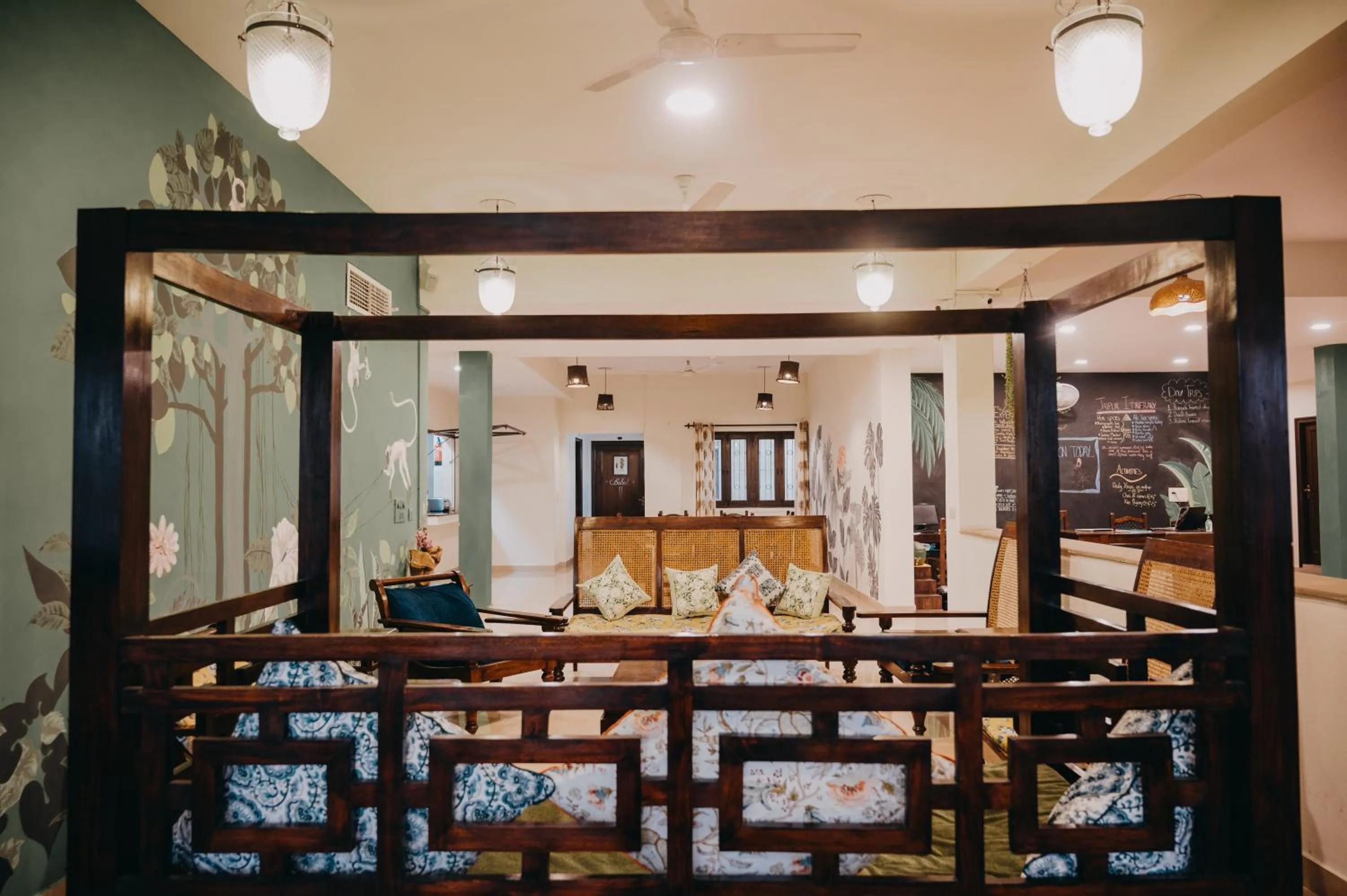 Lobby or reception in Horn Ok Please Hostel Jaipur