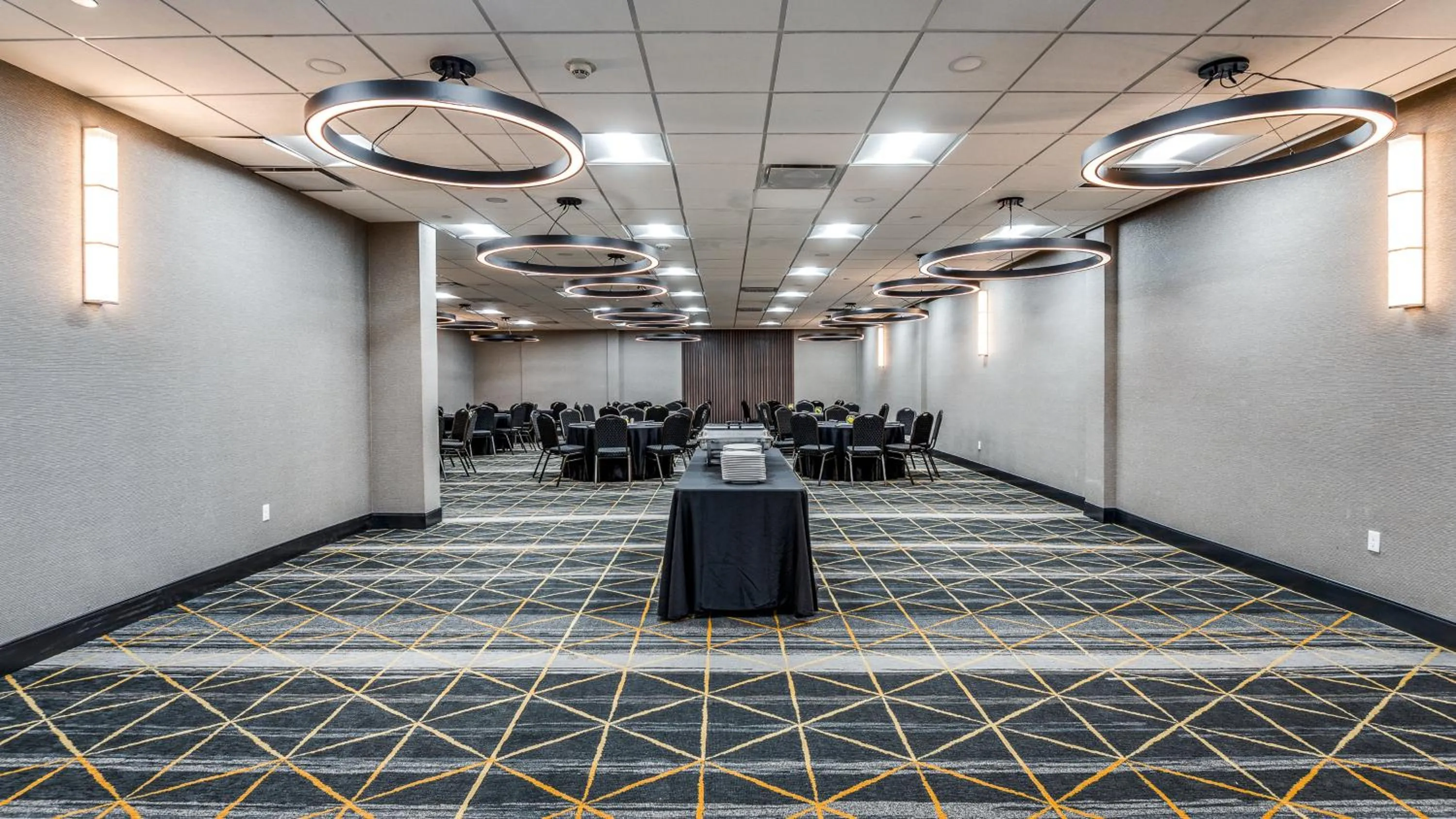 Meeting/conference room in Staybridge Suites Dallas Market Ctr Love Field by IHG