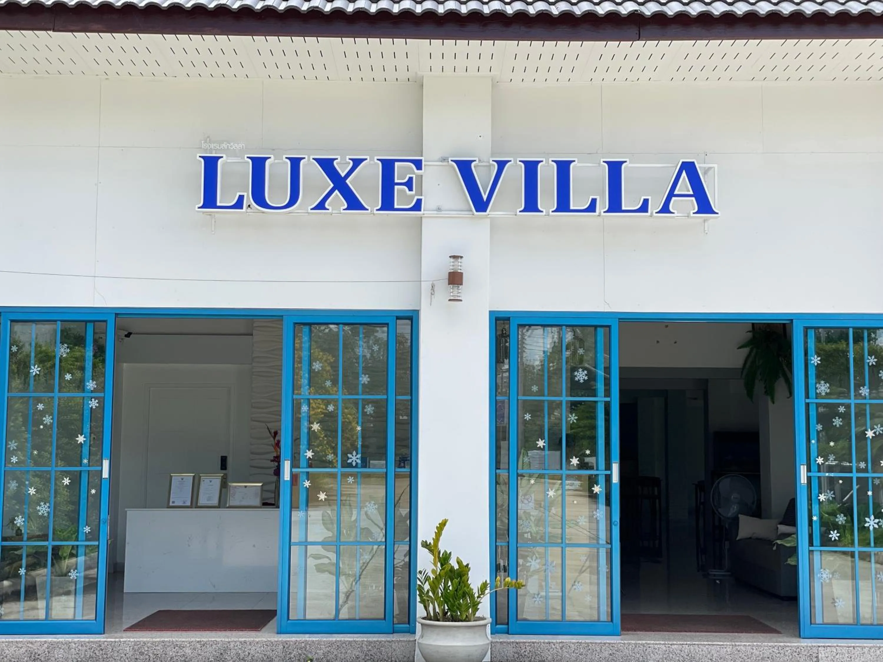 Luxe Villa