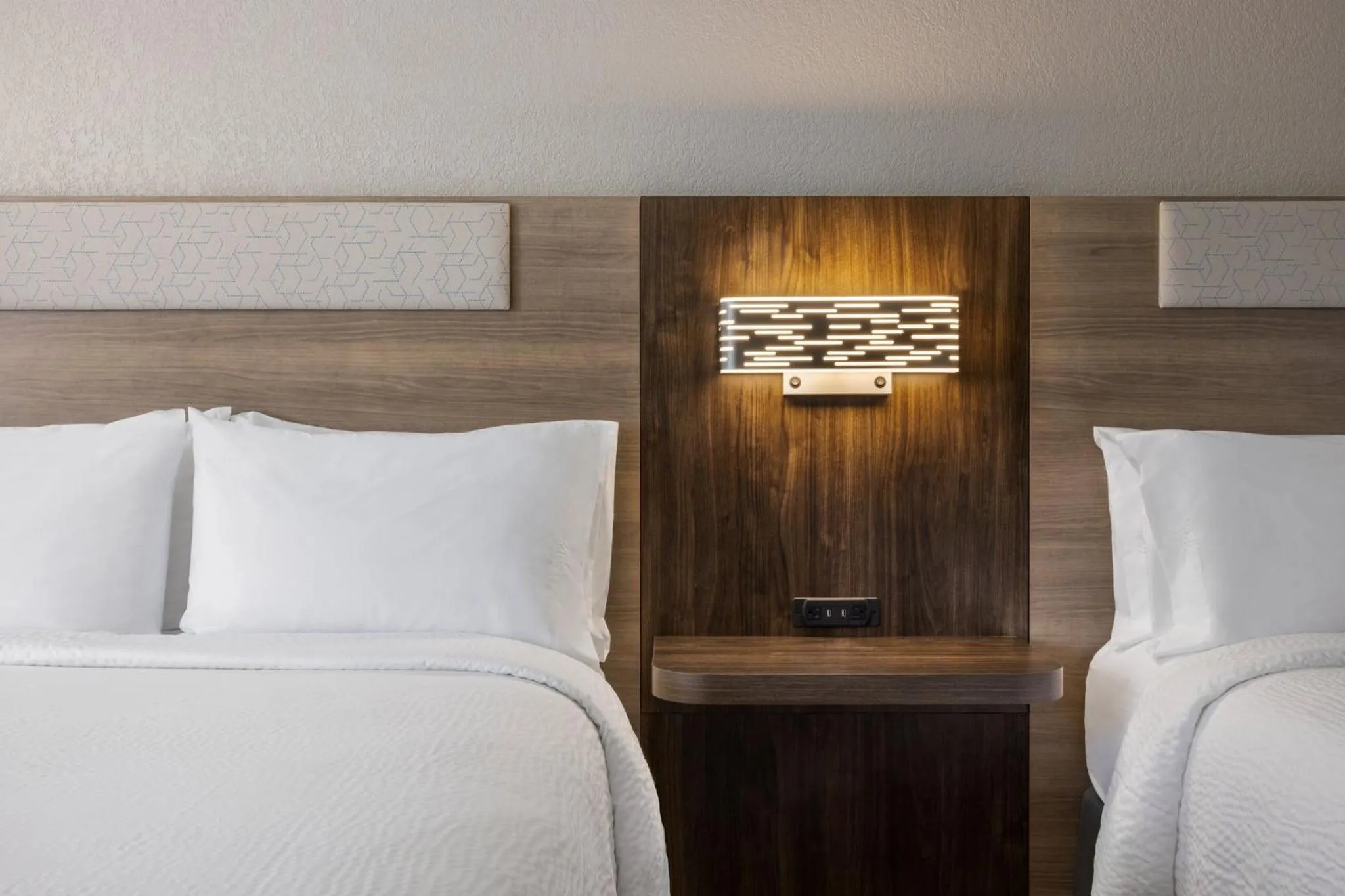 Photo of the whole room, Bed in Holiday Inn Express Hotel & Suites Indianapolis W - Airport Area by IHG