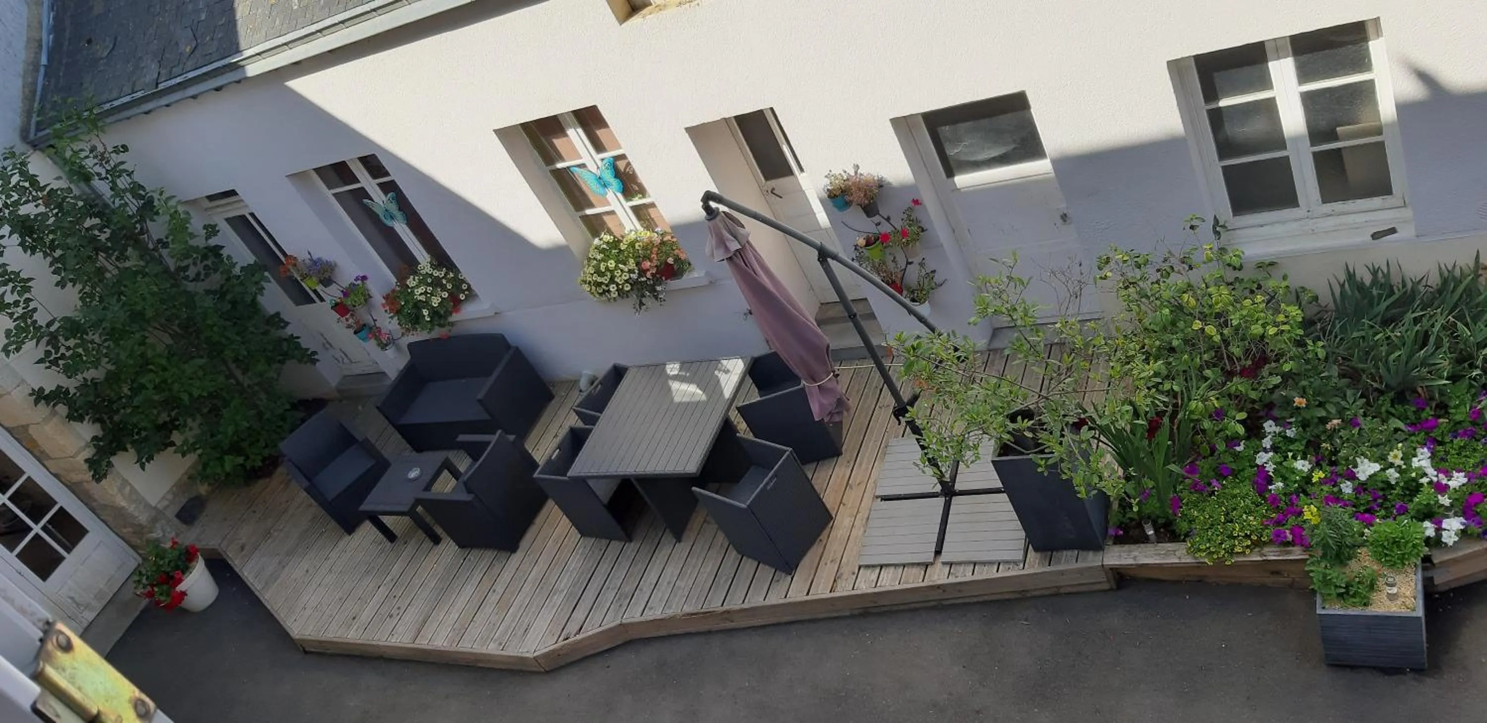 Balcony/Terrace in Hotel Saint François Précigné Soirée étape sur demande Proche Sablé-sur-Sarthe