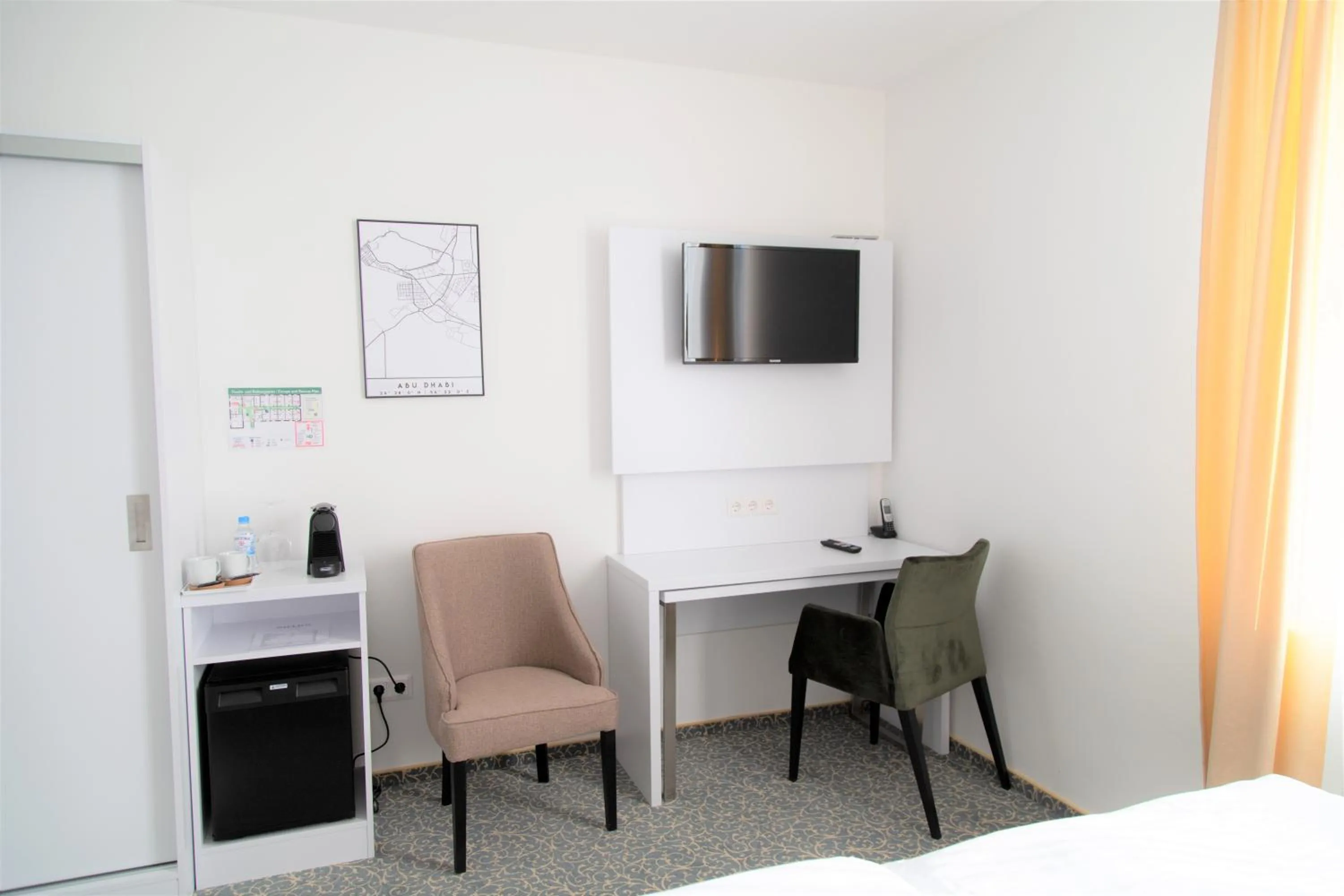 TV and multimedia in Amplidi Hotel Hannover