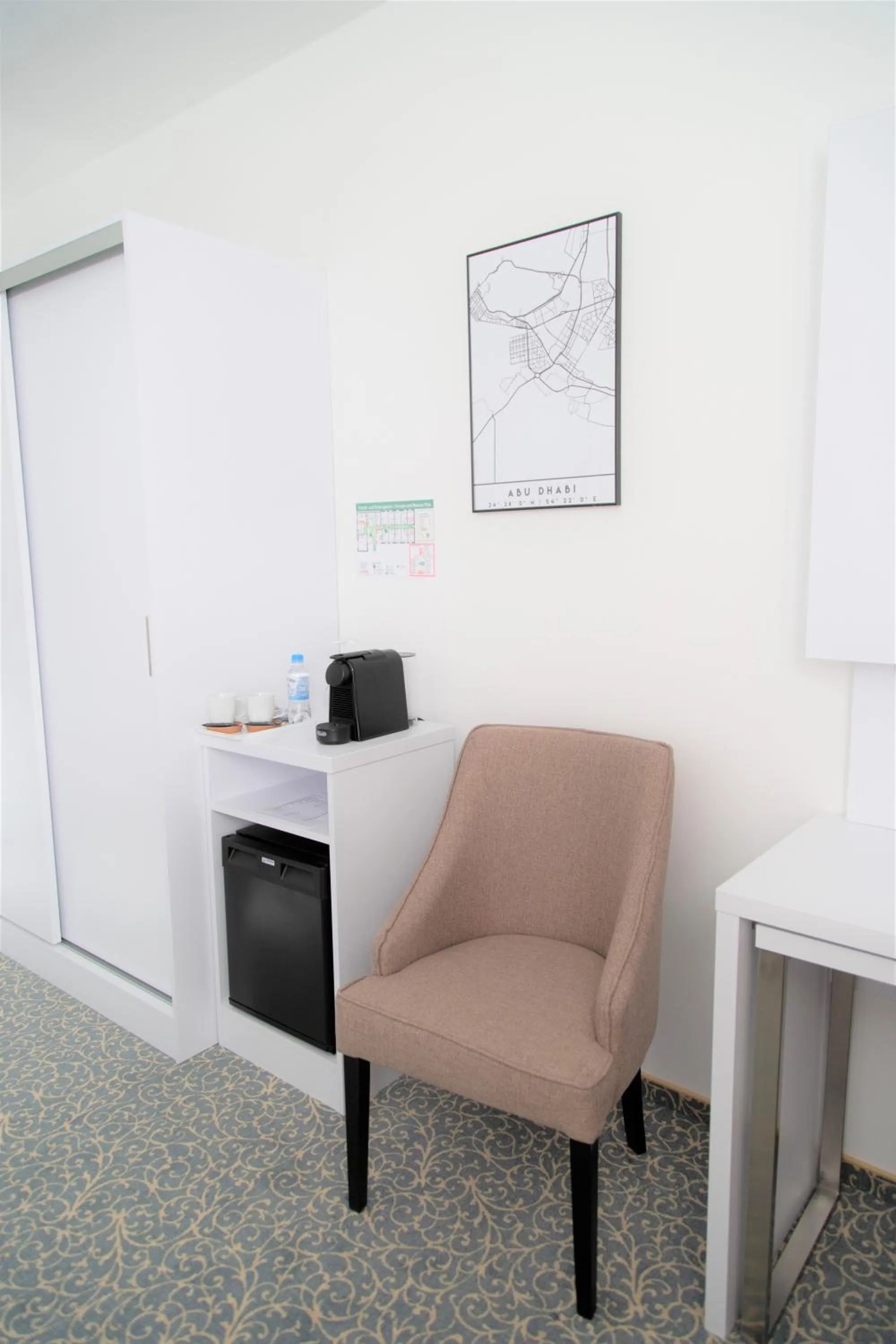 Coffee/tea facilities in Amplidi Hotel Hannover