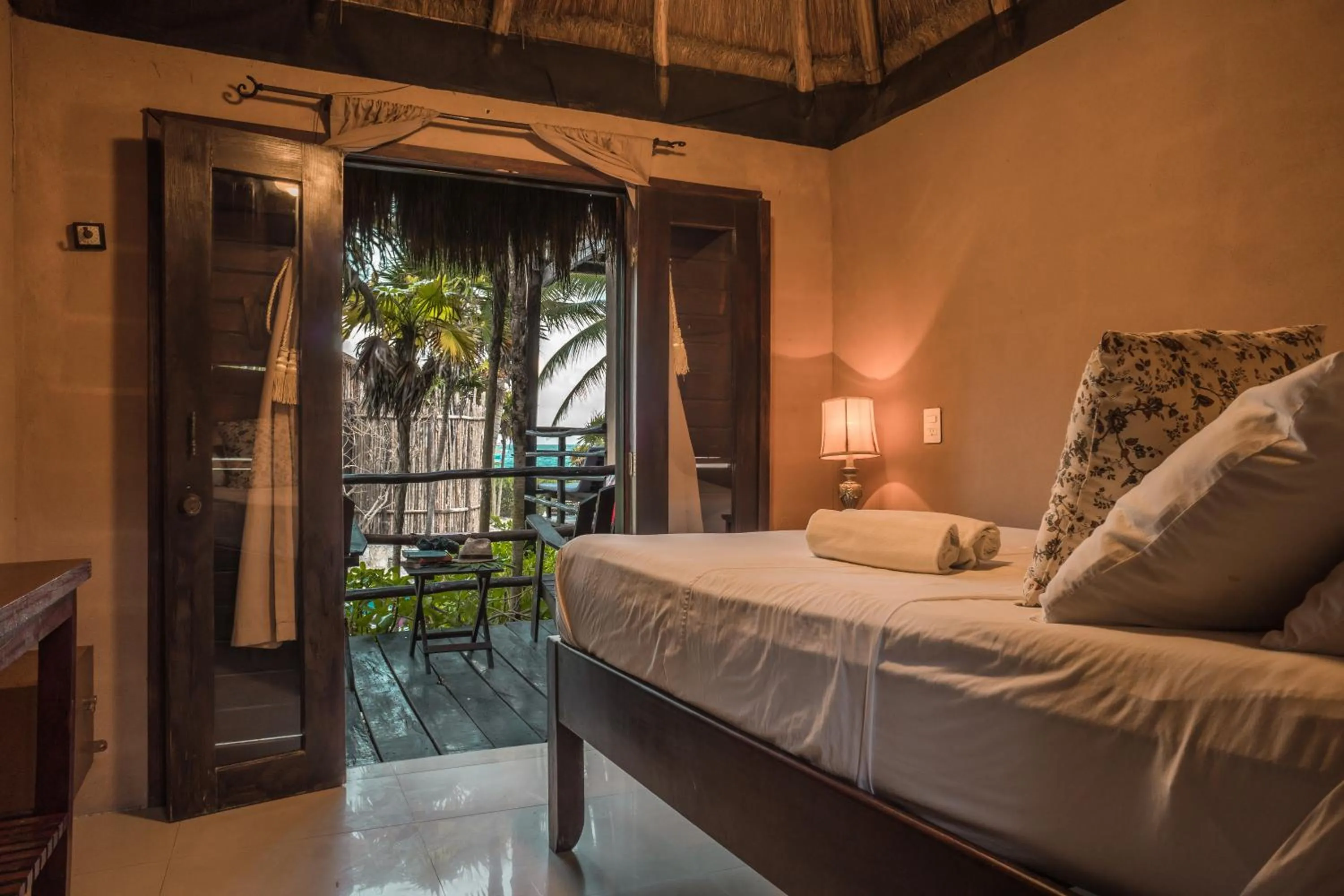 Bed in Playa Esperanza Tulum