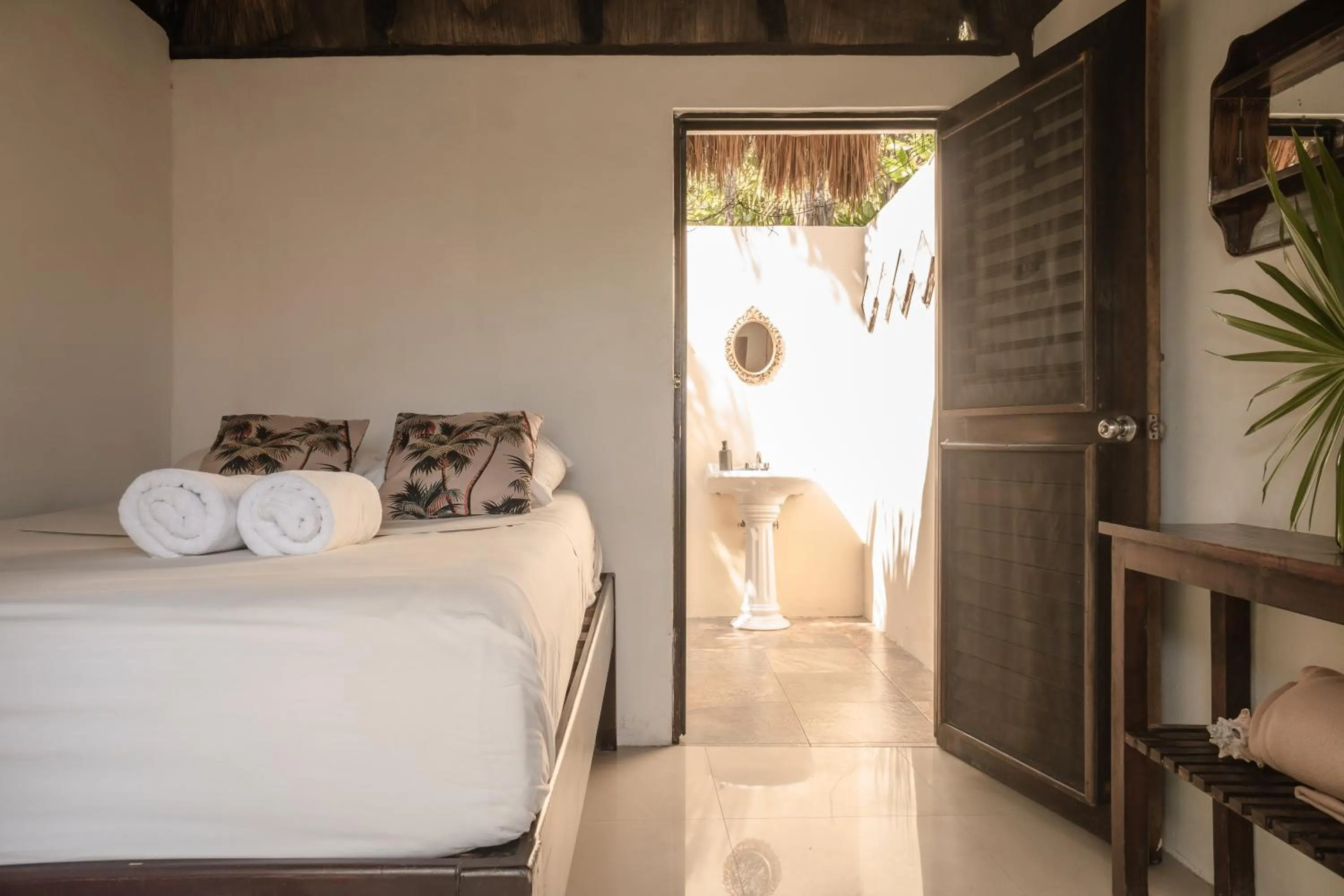 Bed in Playa Esperanza Tulum