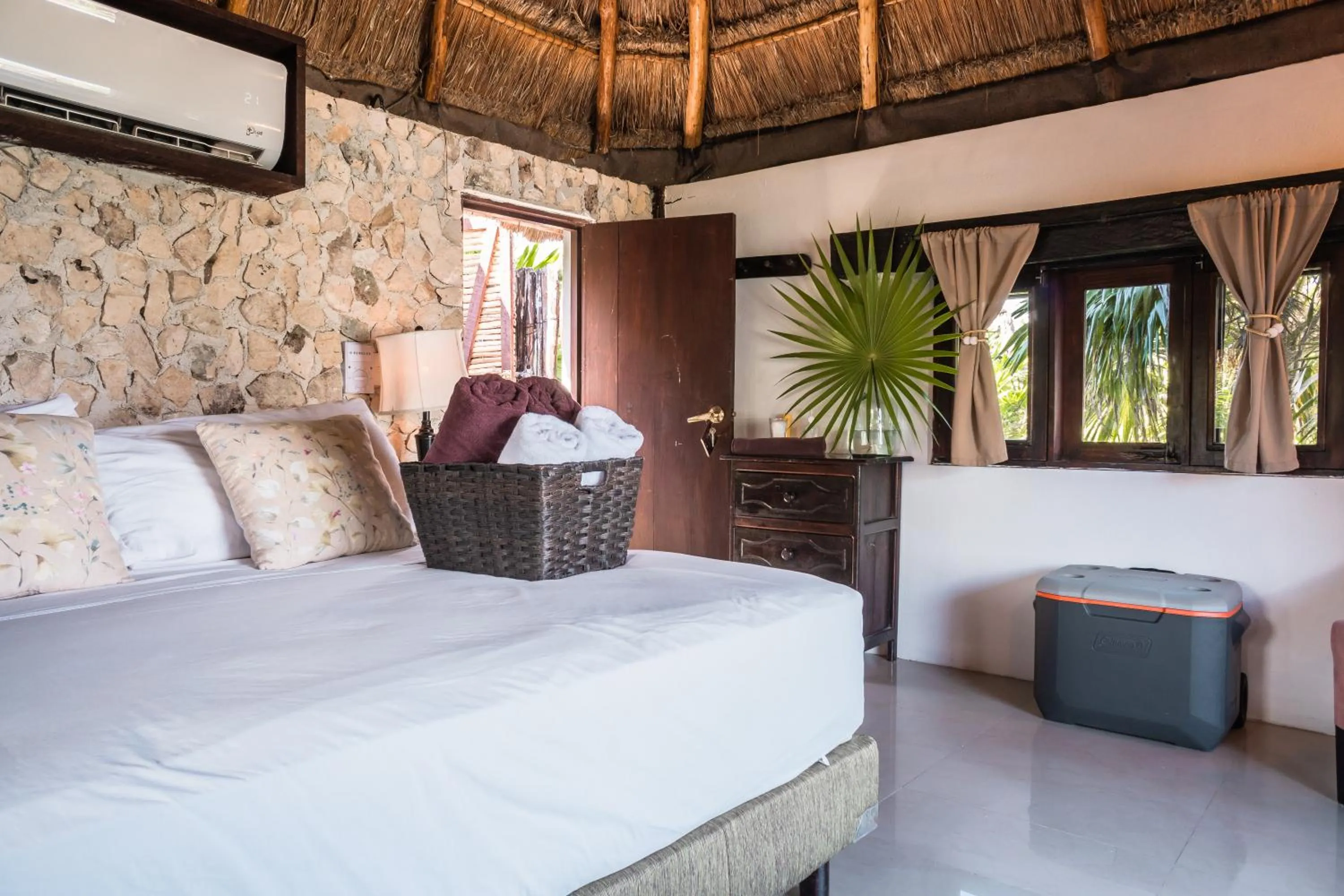 Bed in Playa Esperanza Tulum