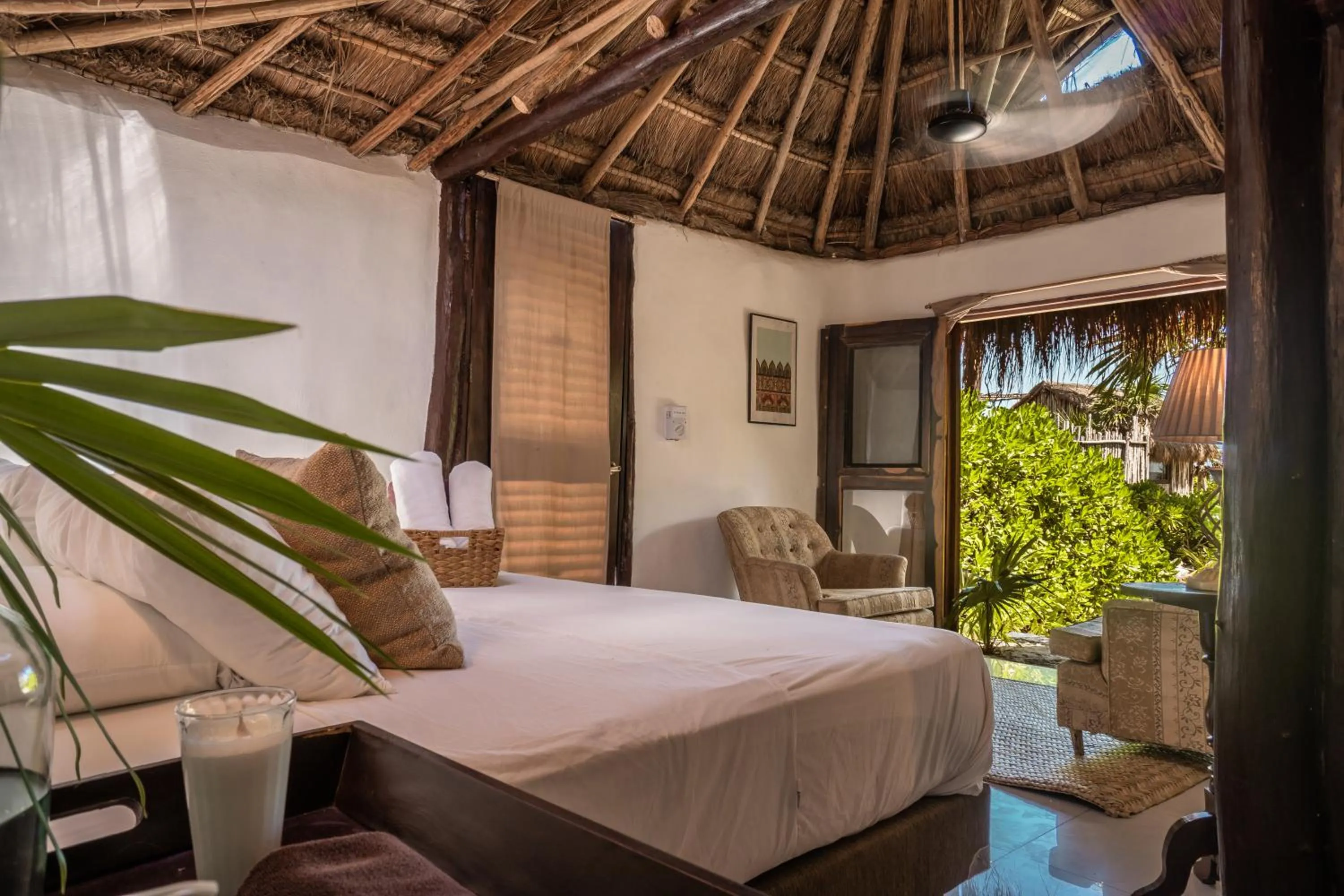 Bed in Playa Esperanza Tulum