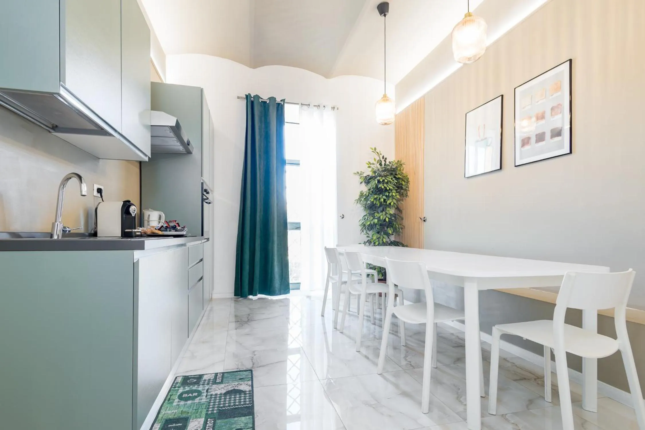 Dining area in DrsRome - Roman's Ruins Colosseum