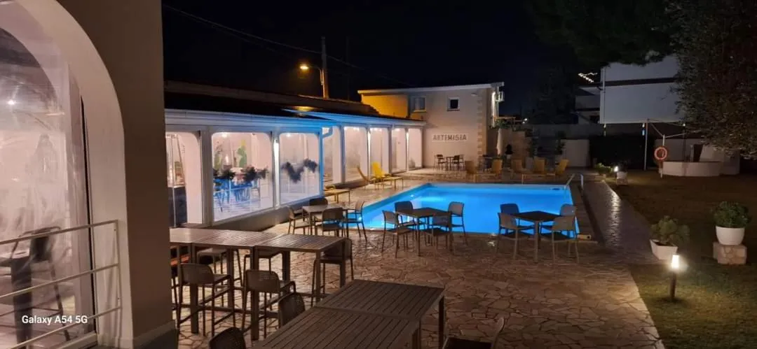 Restaurant/places to eat in Artemisia B&B