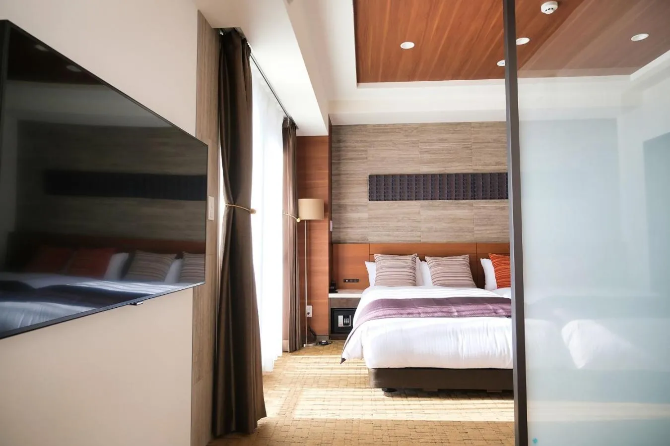 TV and multimedia, Bed in LUXCARE HOTEL