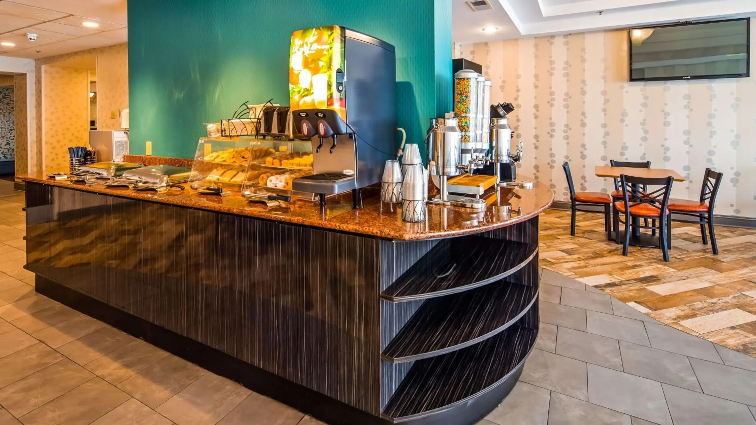 Restaurant/places to eat in Best Western Plus Atlanta Airport East Restaurant/places to eat in Best Western Plus Atlanta Airport East