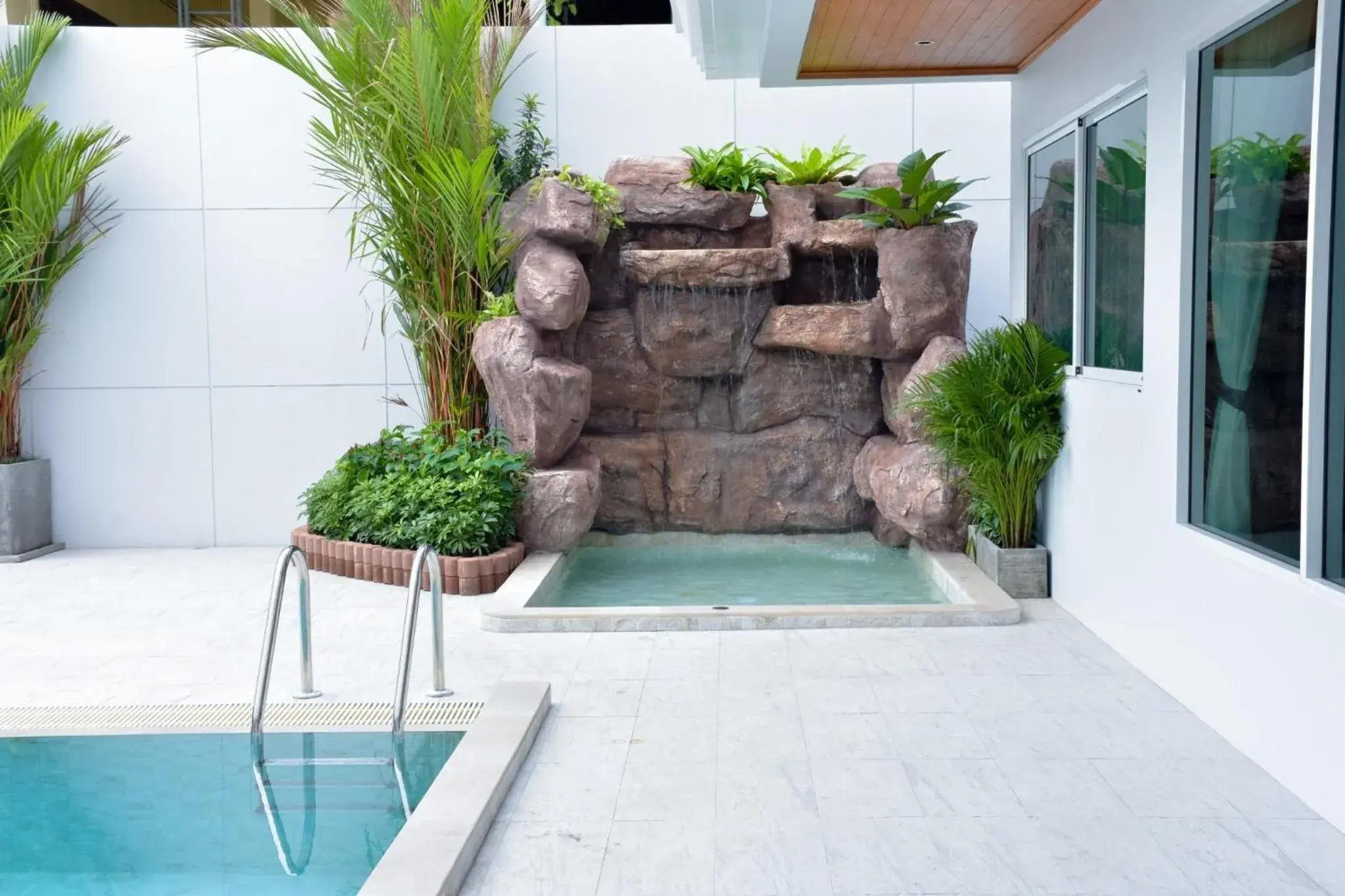 Swimming pool in Peranakan House Swimming pool in Peranakan House