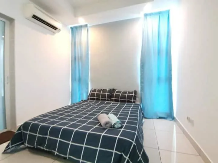 Bed in Homestay Kuala Lumpur ; Terminal TBS ; Bukit Jalil