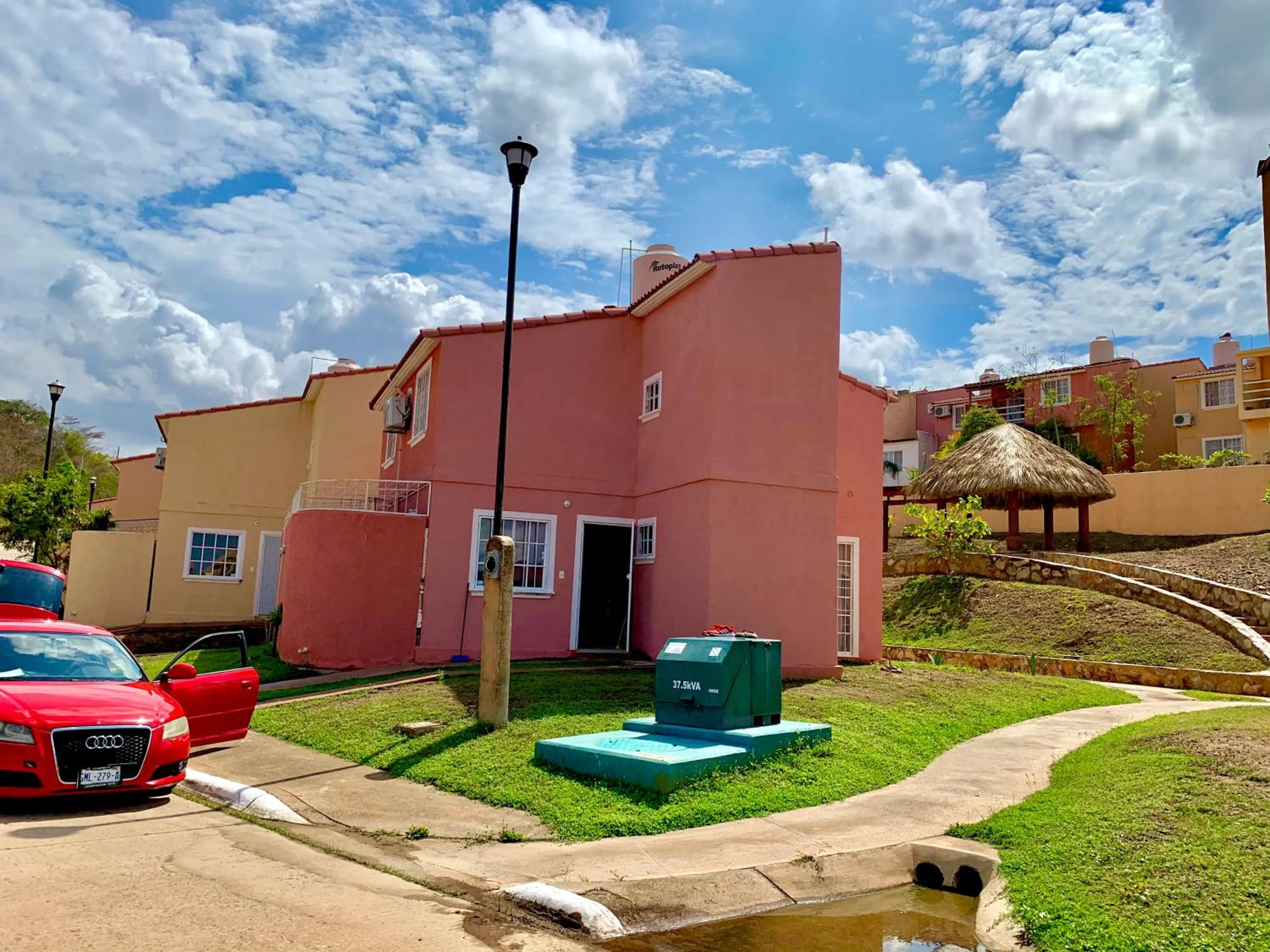 Property building in sweet home ixtapa comfort