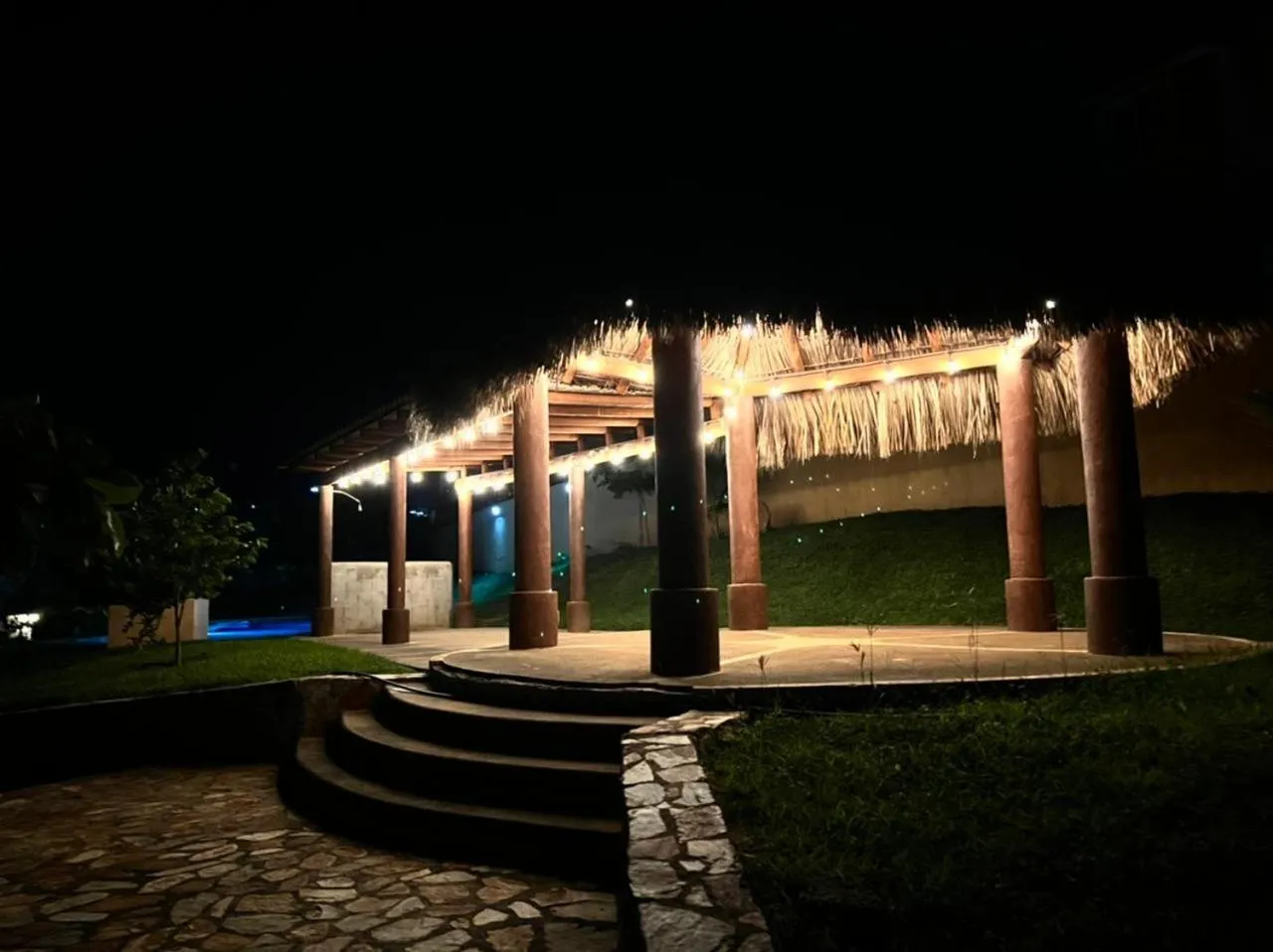 Garden in sweet home ixtapa comfort