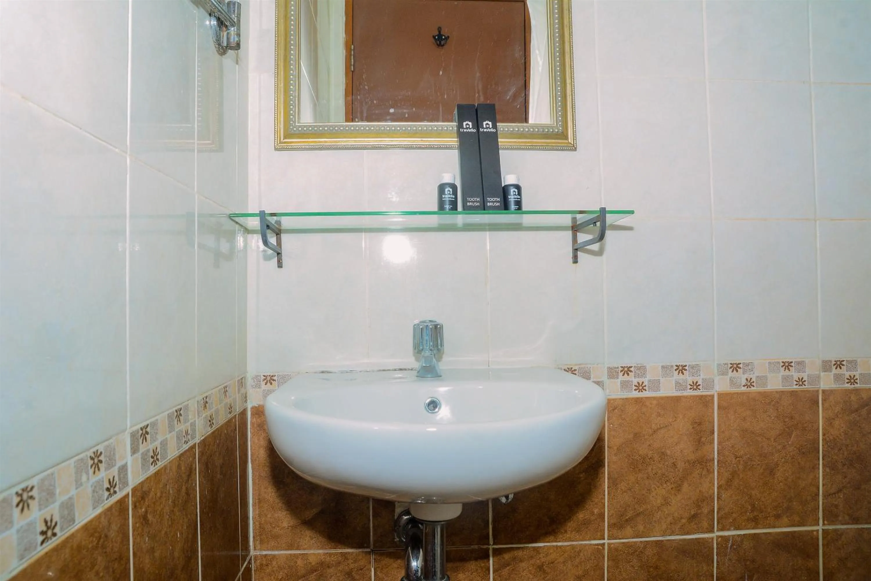 3BR Business Residence at Grand Palace Kemayoran Apartment By Travelio