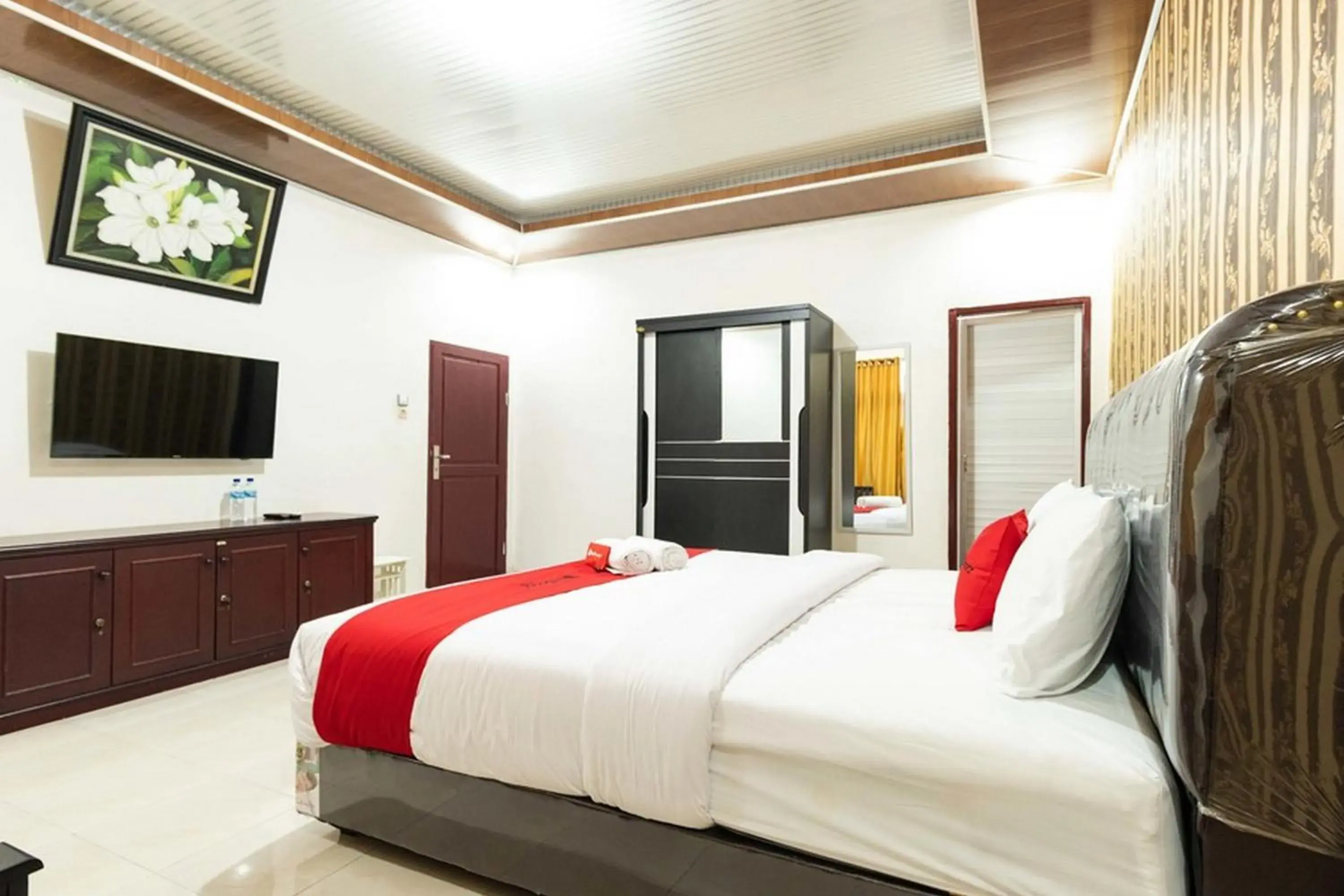 Bed in RedDoorz Plus near Universitas Methodist Medan Bed in RedDoorz Plus near Universitas Methodist Medan
