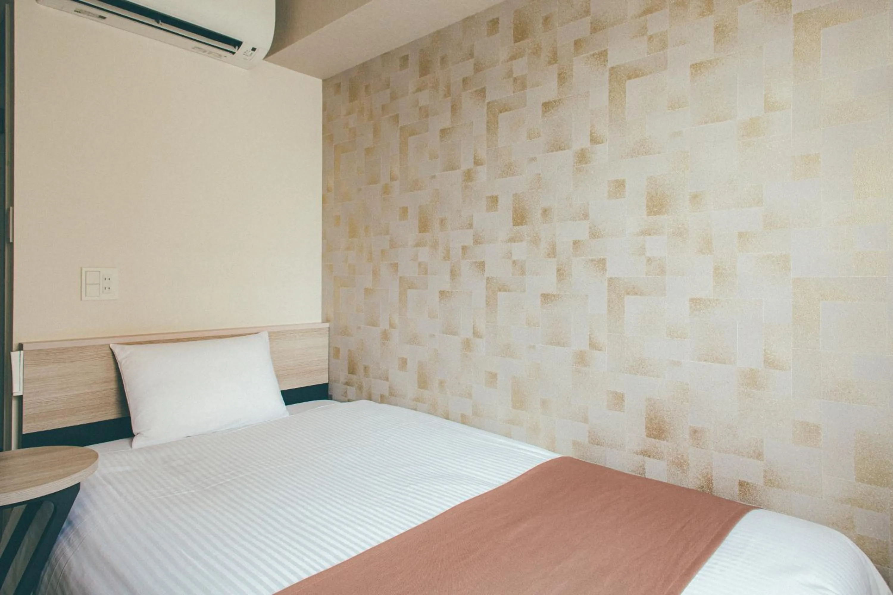 Photo of the whole room in Kuretake Inn Ogaki Ekimae