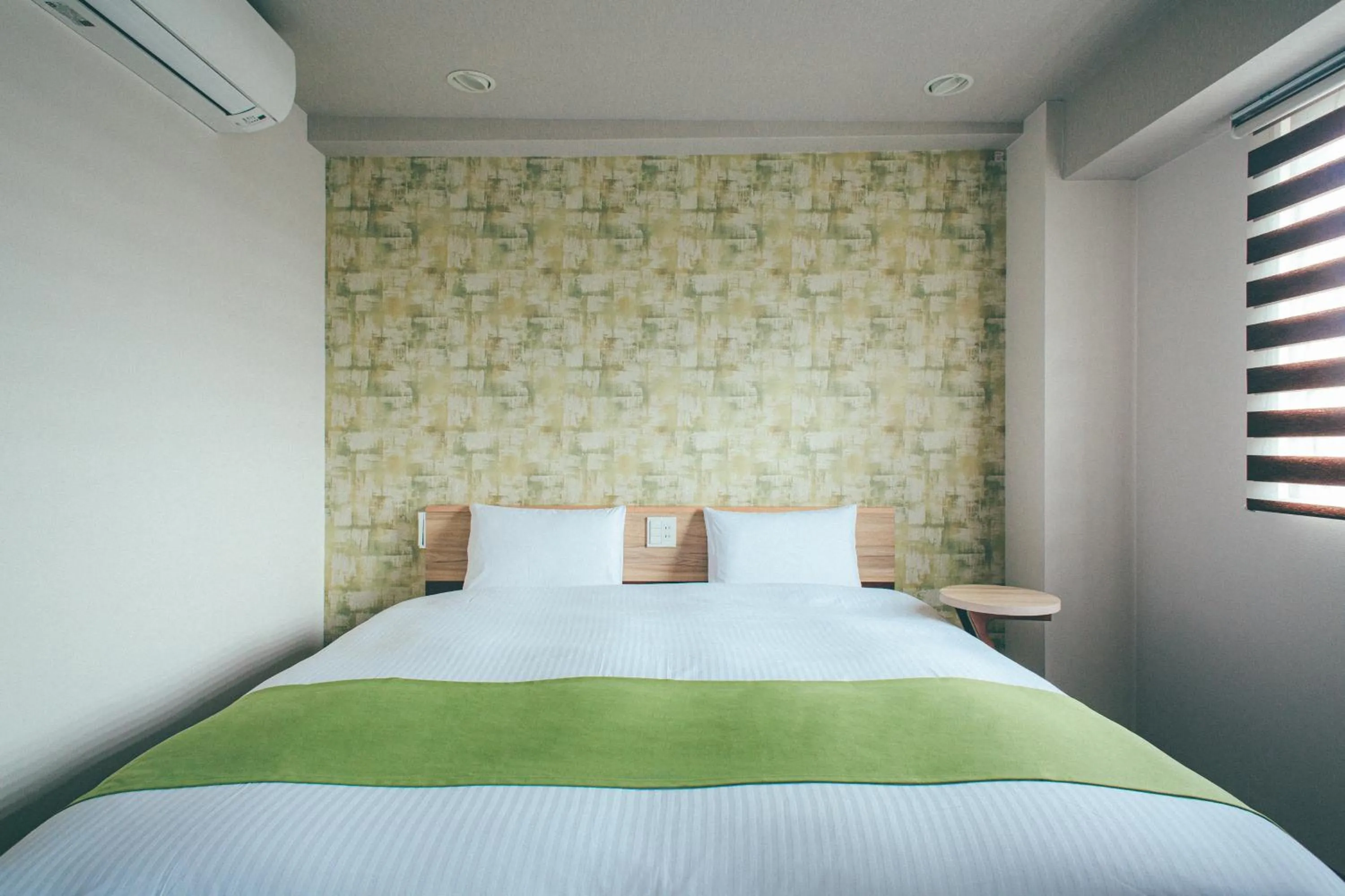 Photo of the whole room in Kuretake Inn Ogaki Ekimae