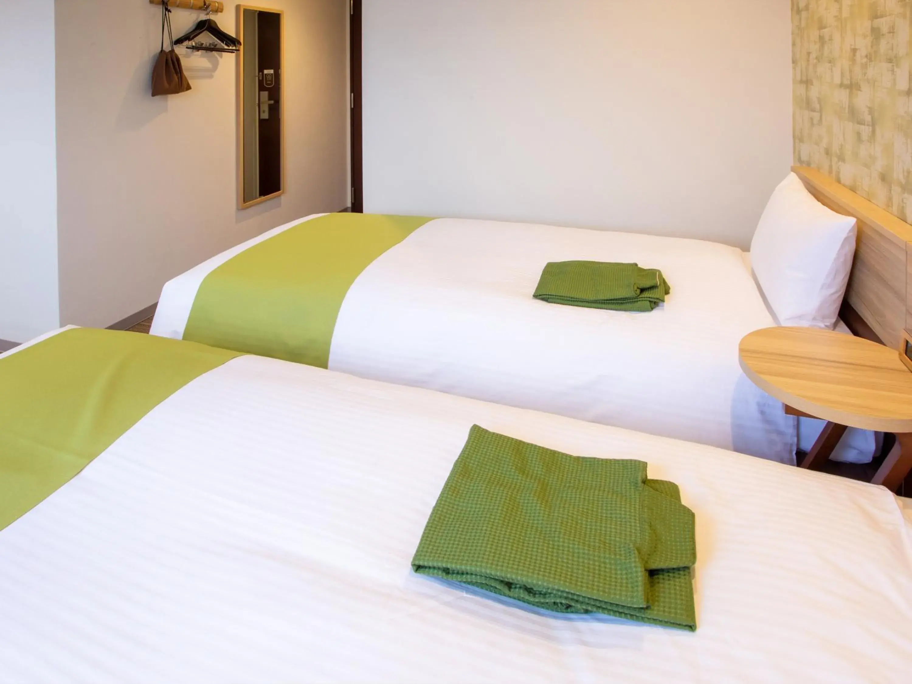 Deluxe Twin Room - single occupancy - Non-Smoking in Kuretake Inn Ogaki Ekimae Deluxe Twin Room - single occupancy - Non-Smoking in Kuretake Inn Ogaki Ekimae