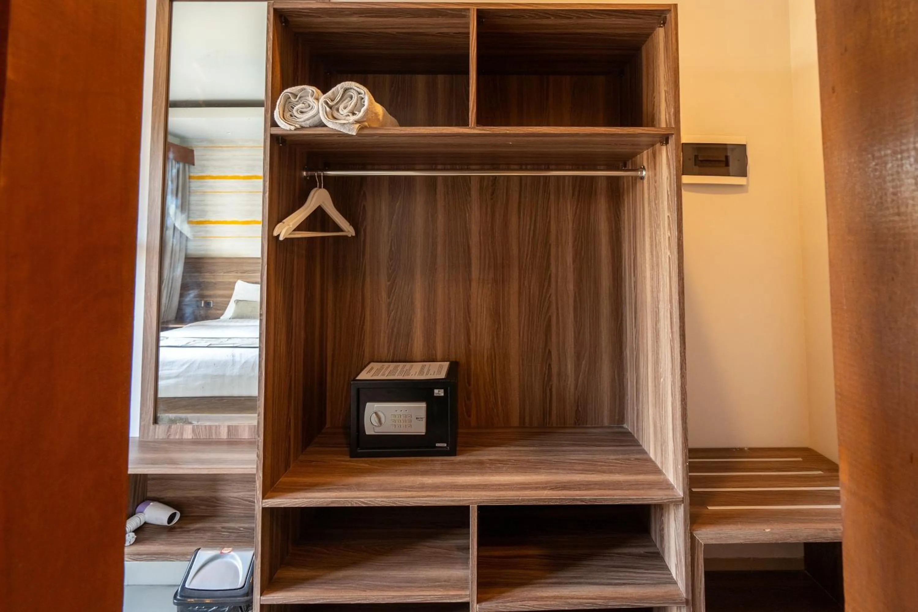 safe in Mahesa Suites Seminyak