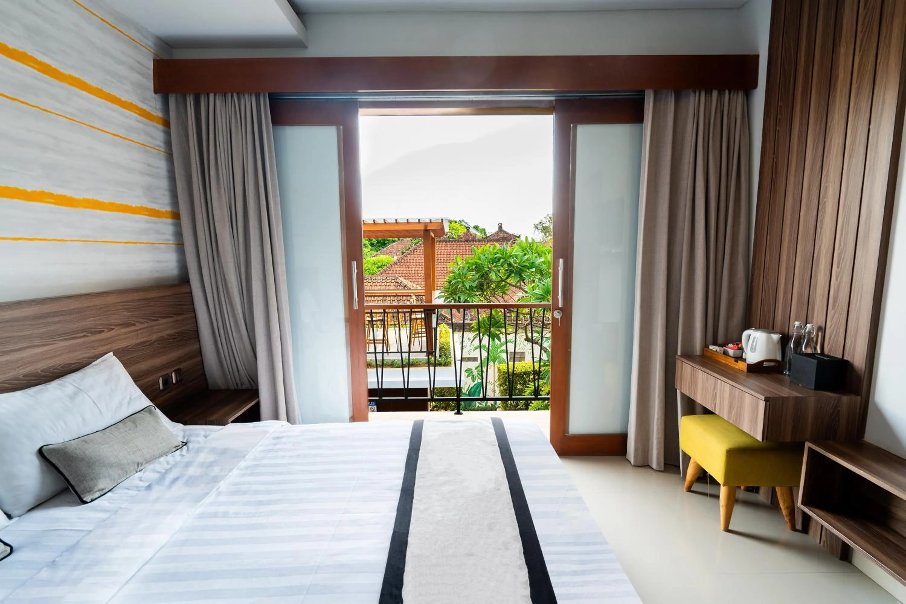 Bed in Mahesa Suites Seminyak
