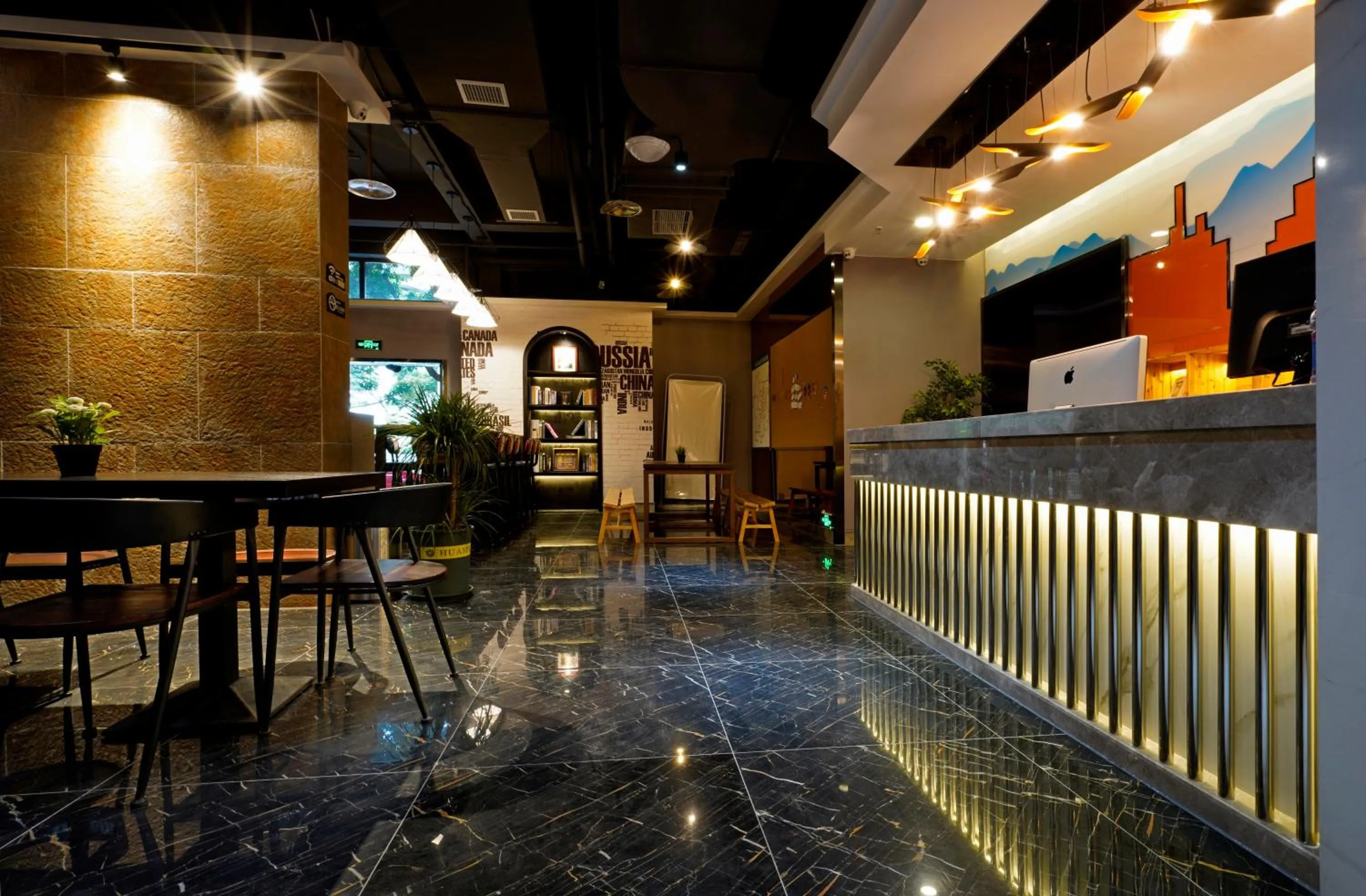 Zou Qu Ye Travel Hotel