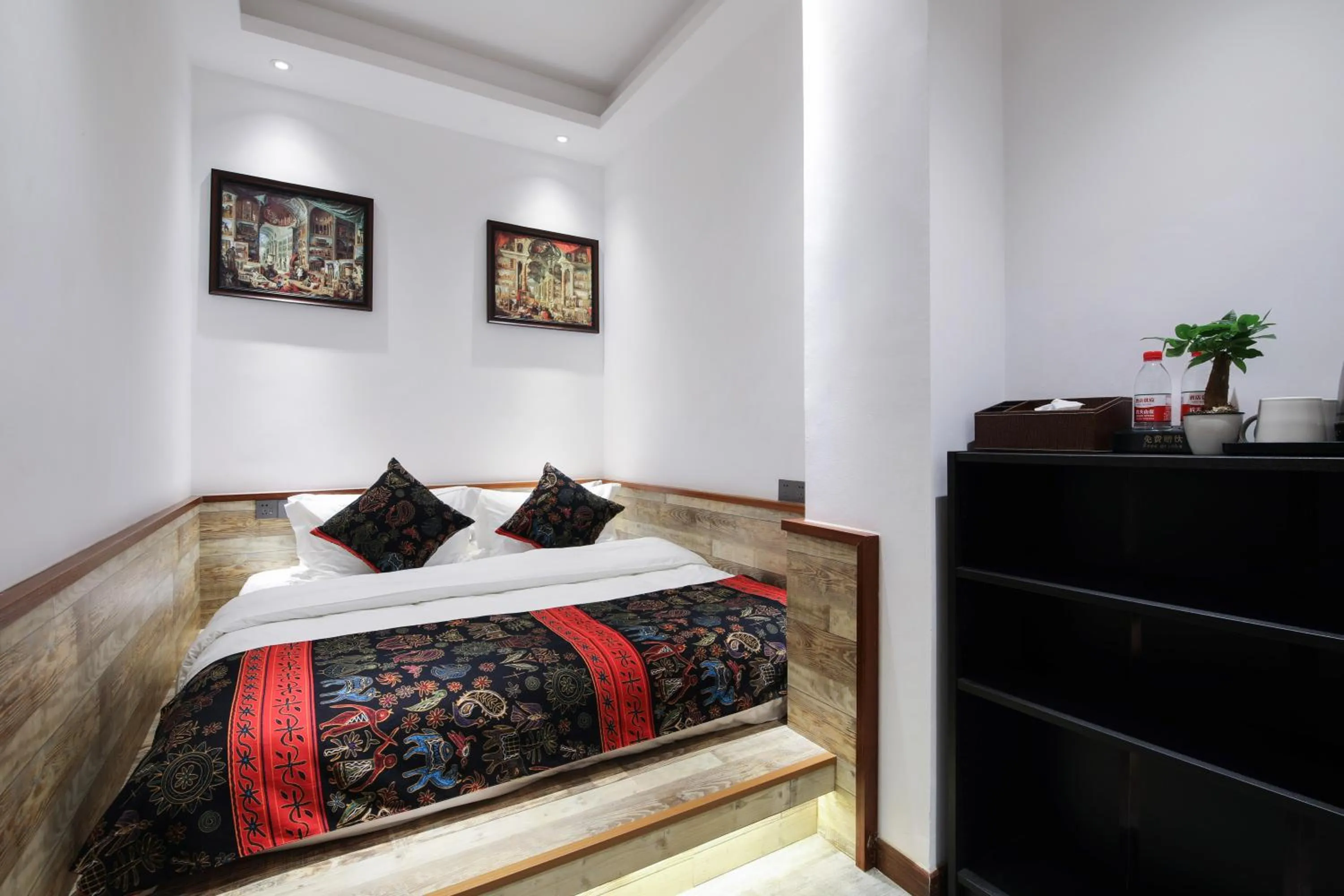 Bed in Zou Qu Ye Travel Hotel