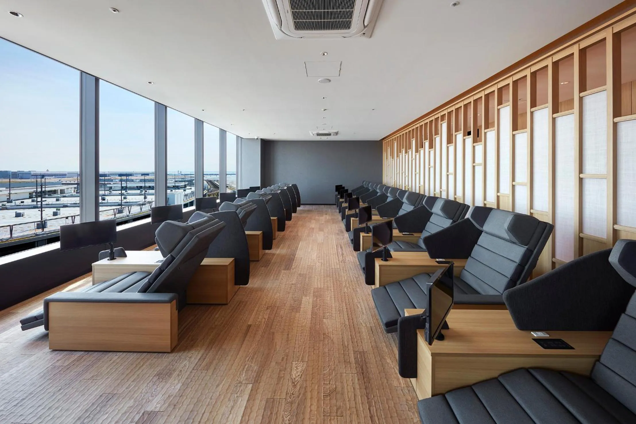 Spa and wellness centre/facilities in Villa Fontaine Premier Haneda Airport