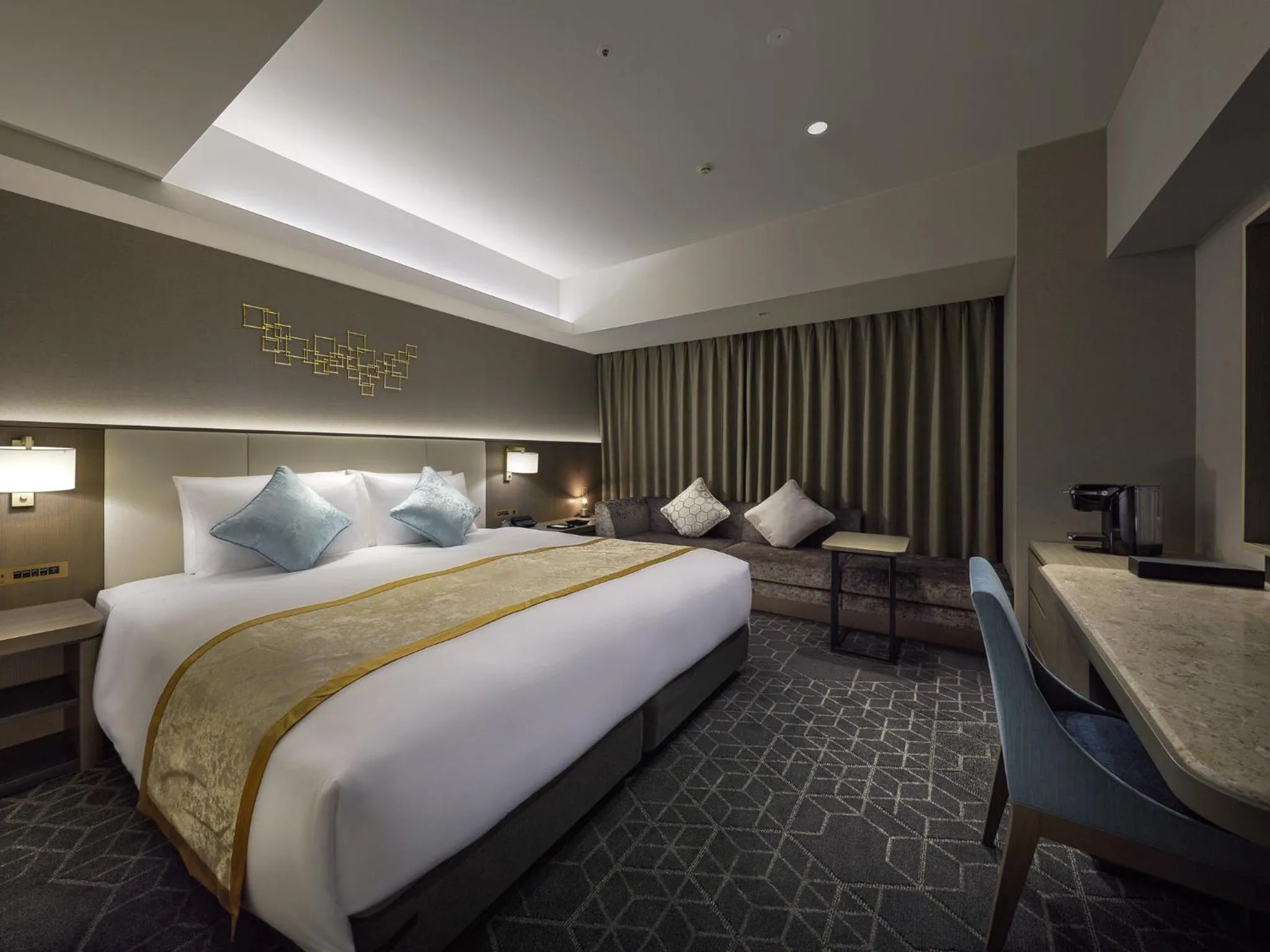 Bed in Villa Fontaine Premier Haneda Airport