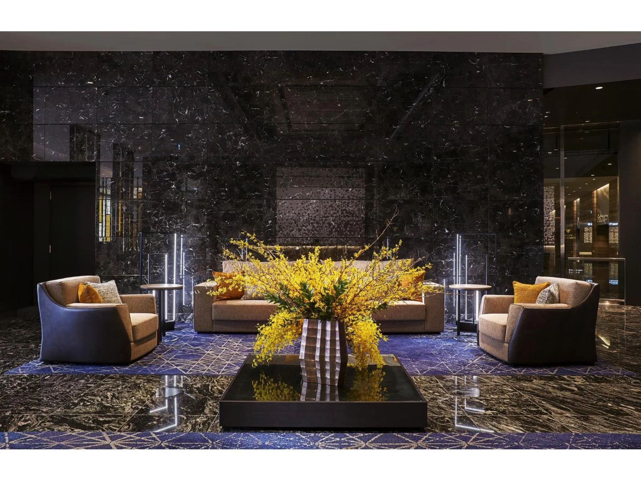 Lobby or reception in Villa Fontaine Premier Haneda Airport