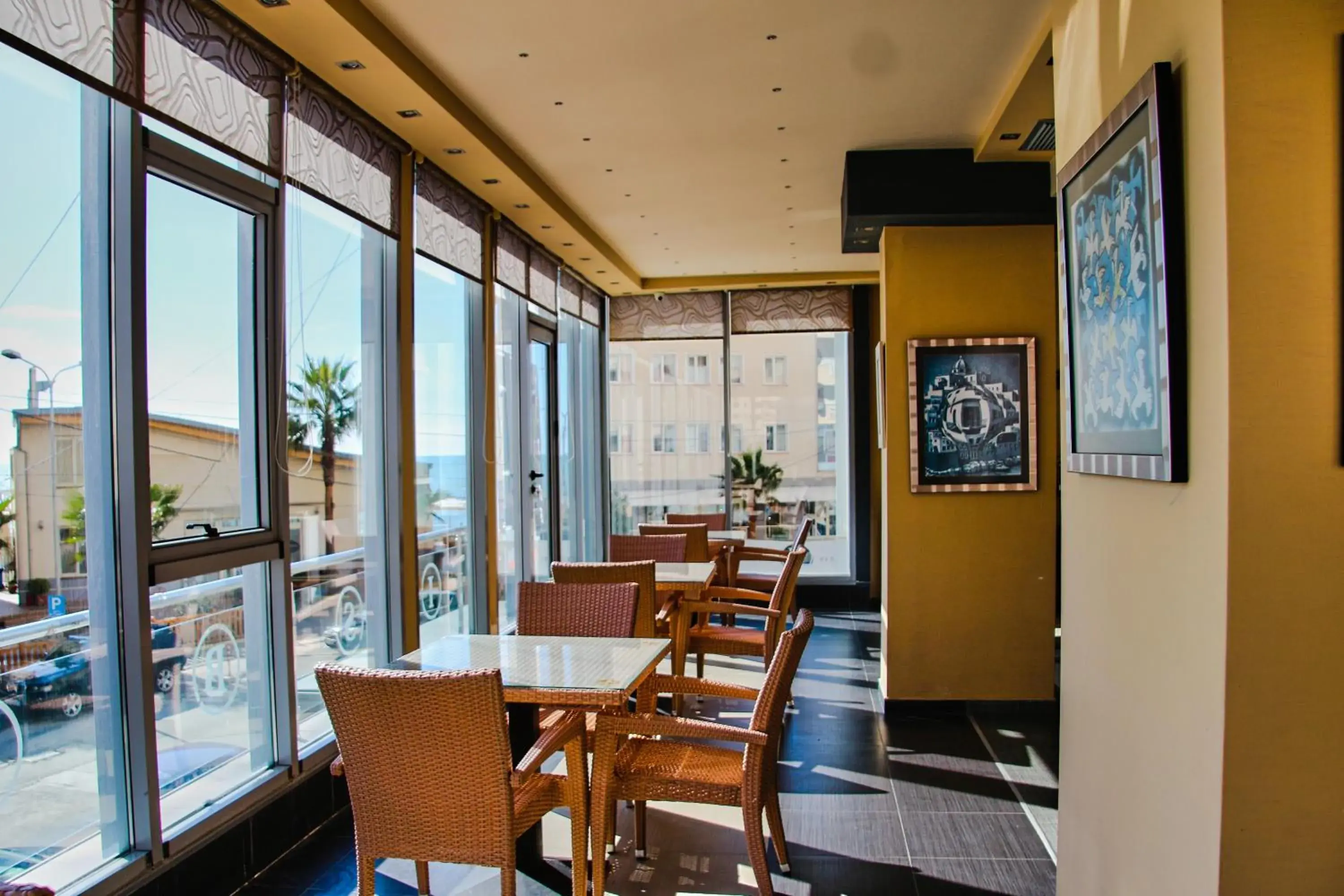 Restaurant/places to eat in Hotel Nais Beach Restaurant/places to eat in Hotel Nais Beach