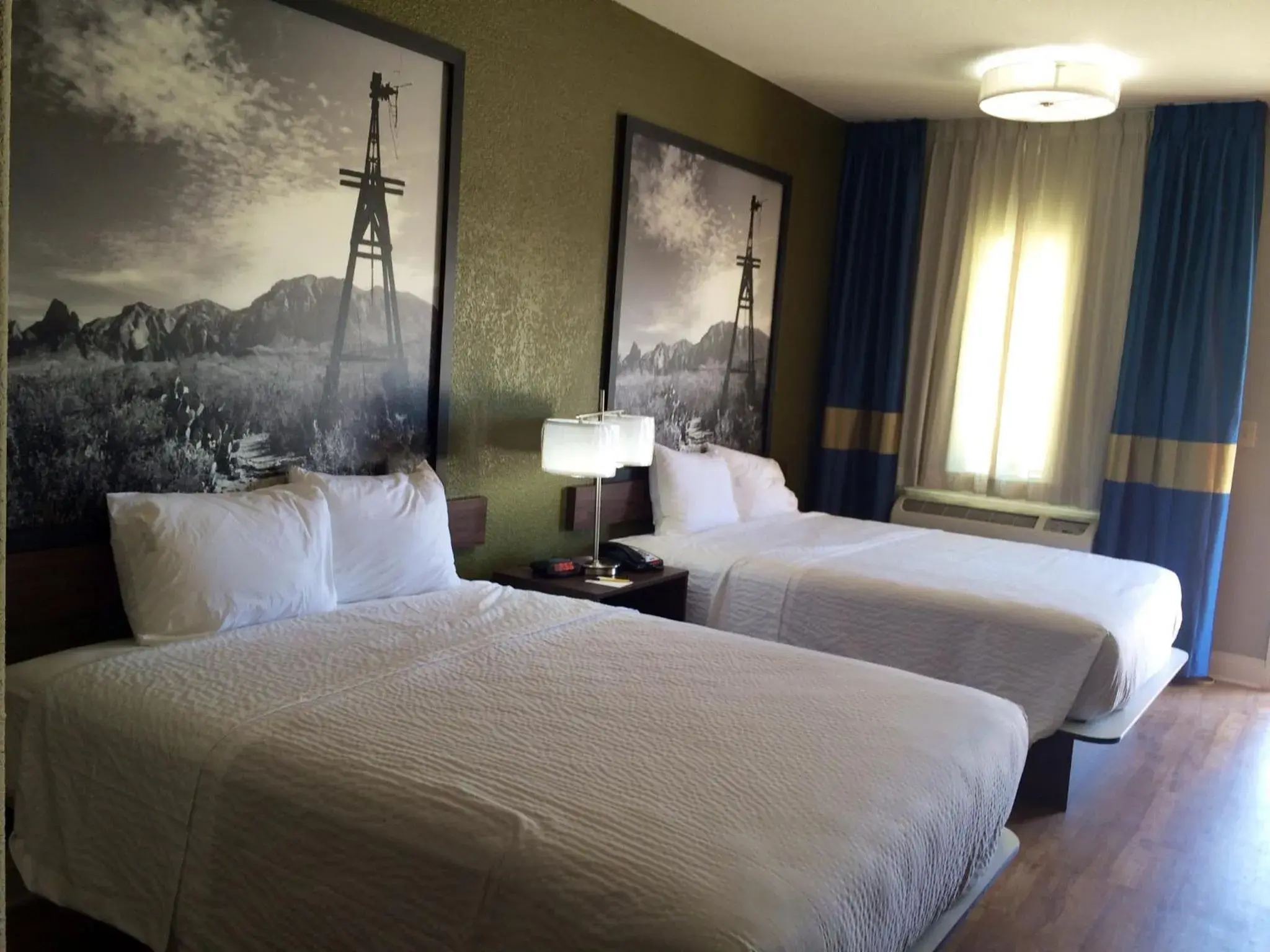 Bedroom, Bed in Super 8 by Wyndham San Antonio Near Fort Sam Houston Bedroom, Bed in Super 8 by Wyndham San Antonio Near Fort Sam Houston