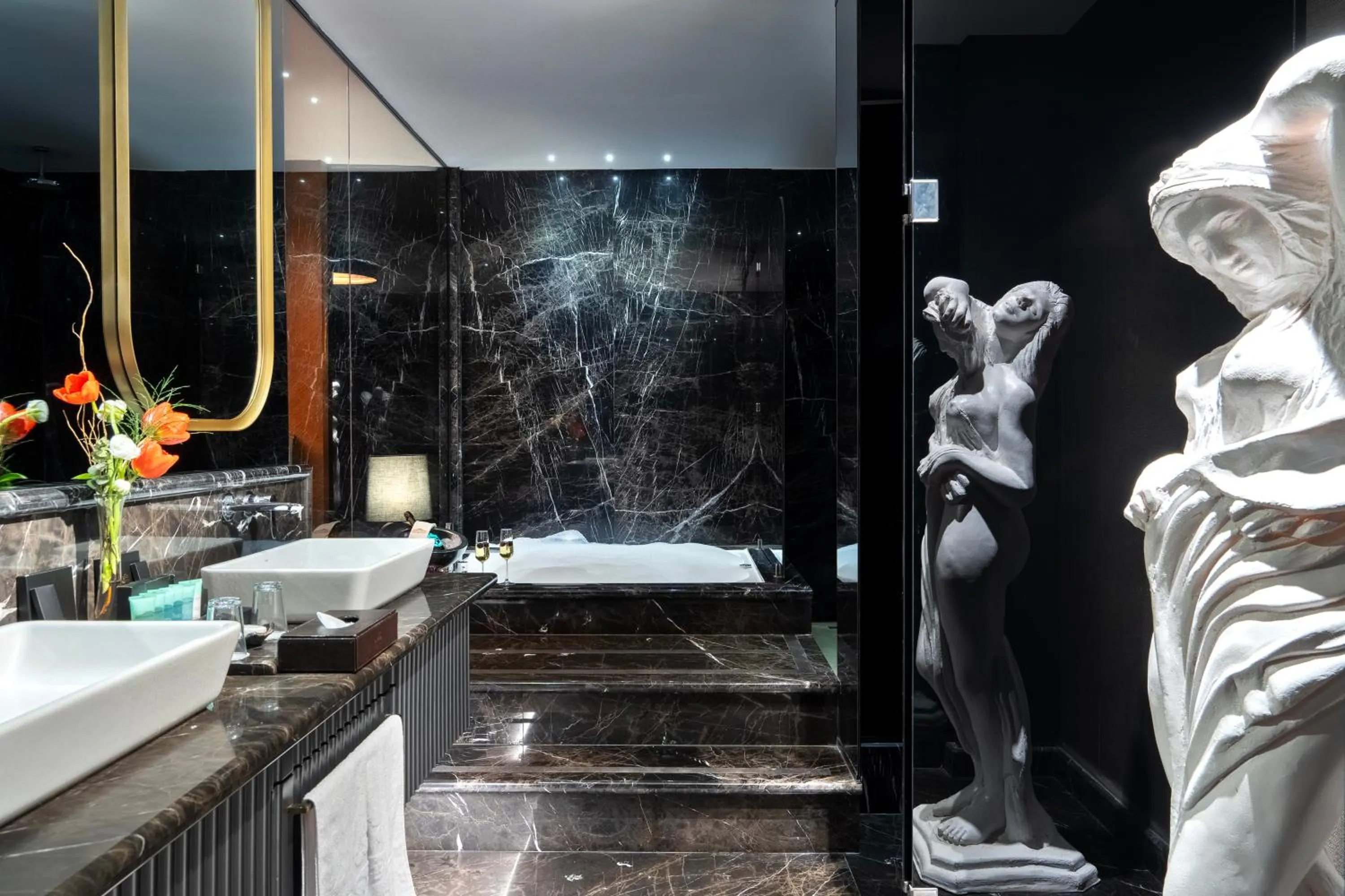 Hot Tub in Lords Palace Hotel SPA Casino