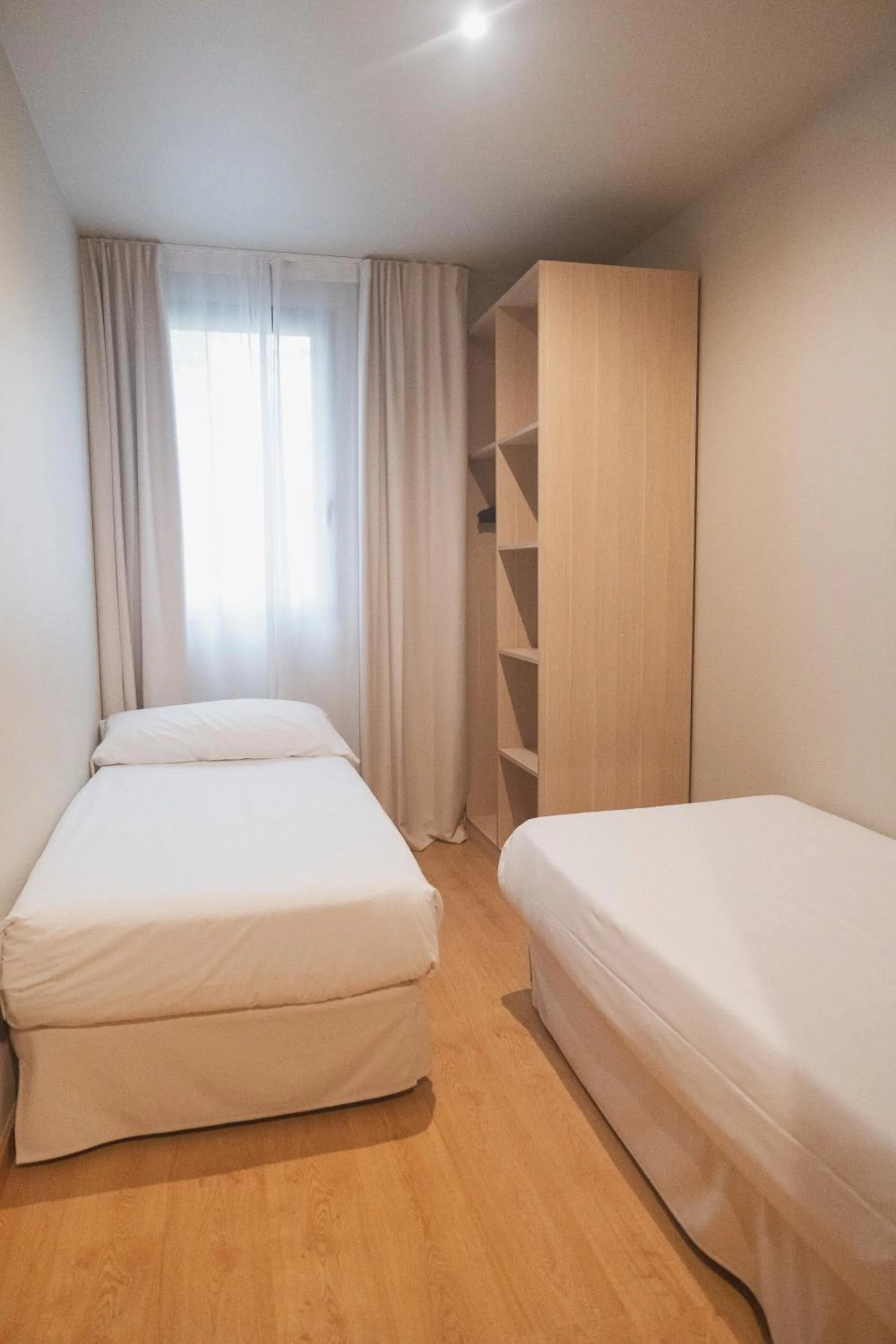 Bed in Apartments Hotel Sant Pau