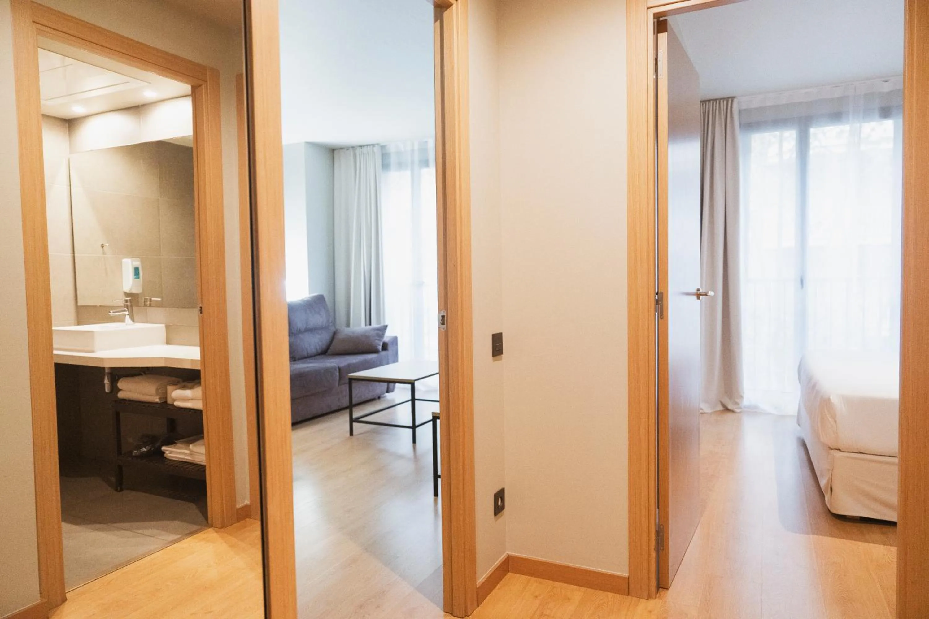 Bed in Apartments Hotel Sant Pau