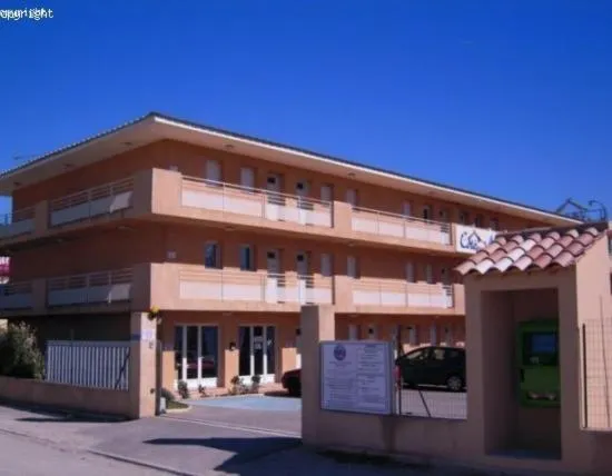 Facade/entrance in Résidence Côté Sud La Bouilladisse