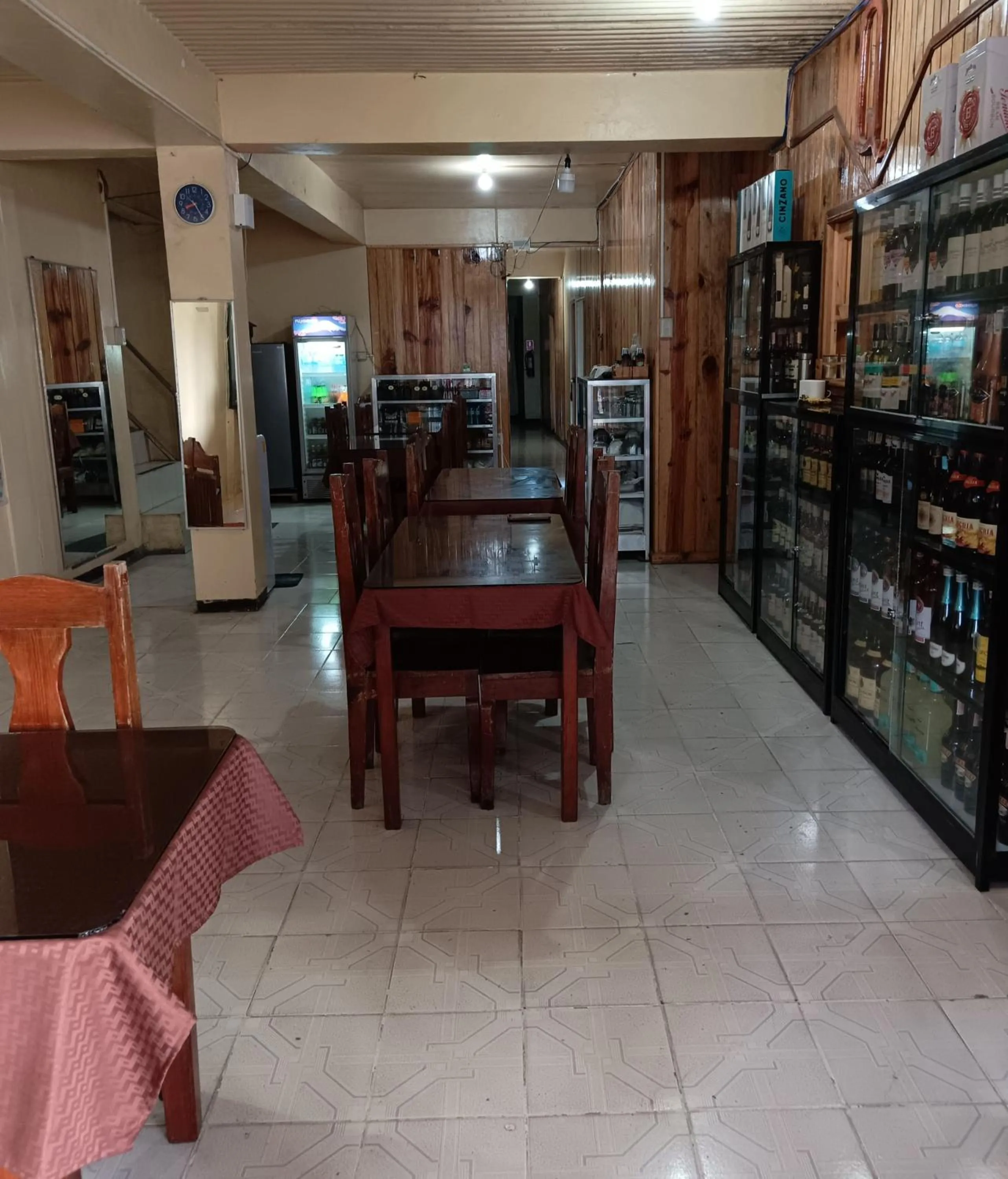 Restaurant/places to eat in Querencia Inn