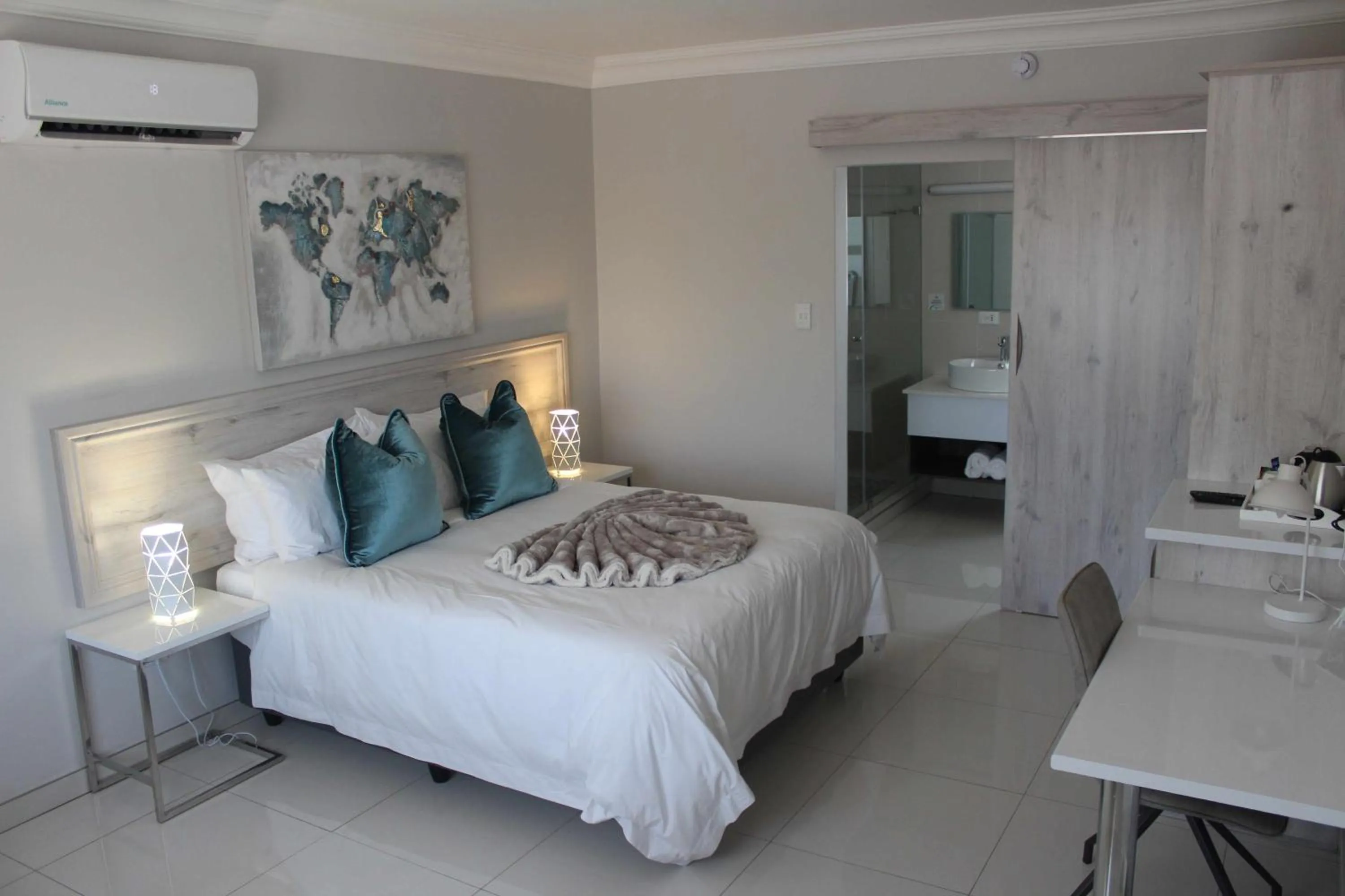 Bed in Prisatt Boutique Hotel