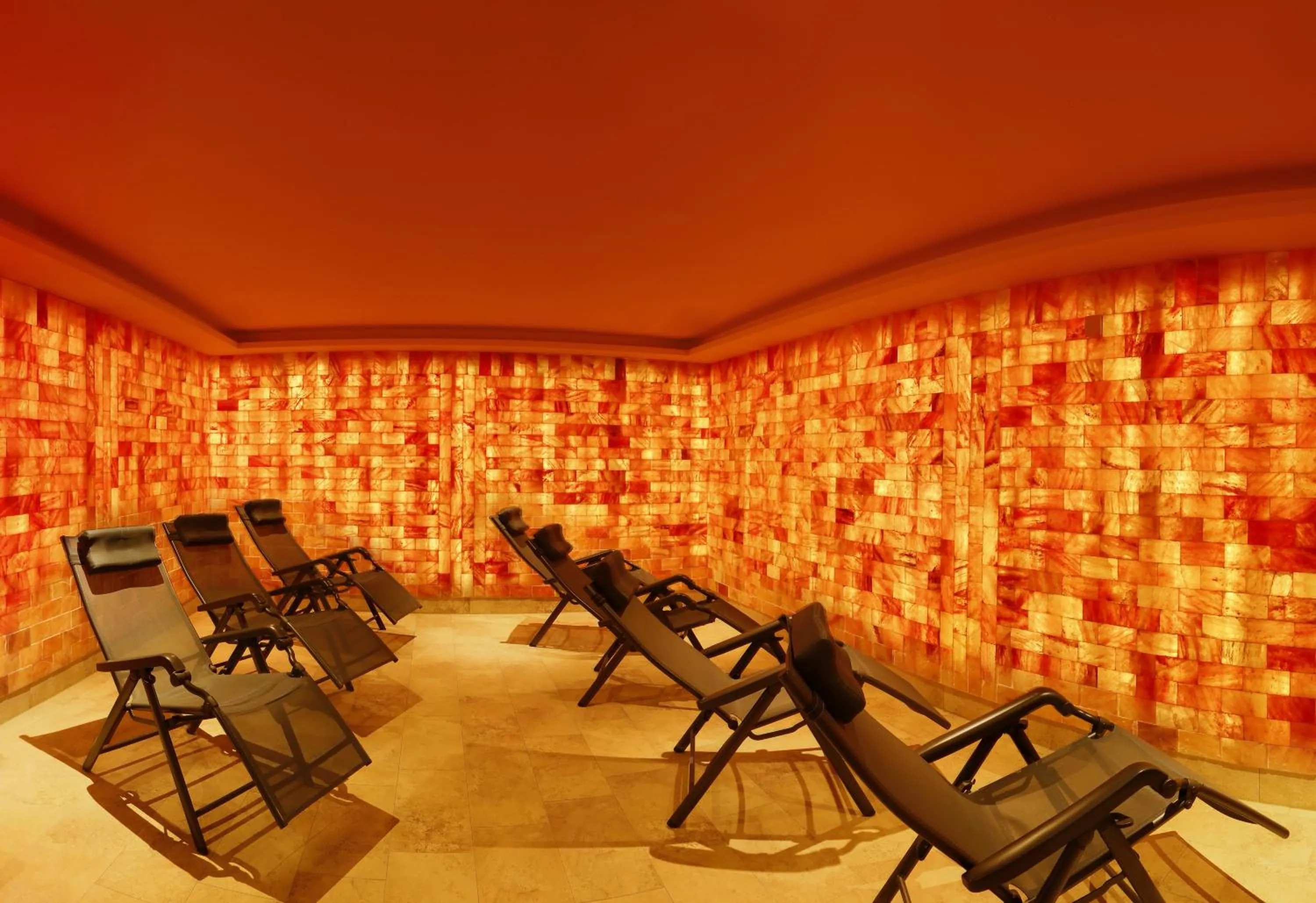 Spa and wellness centre/facilities in Parkhotel CUP VITALIS