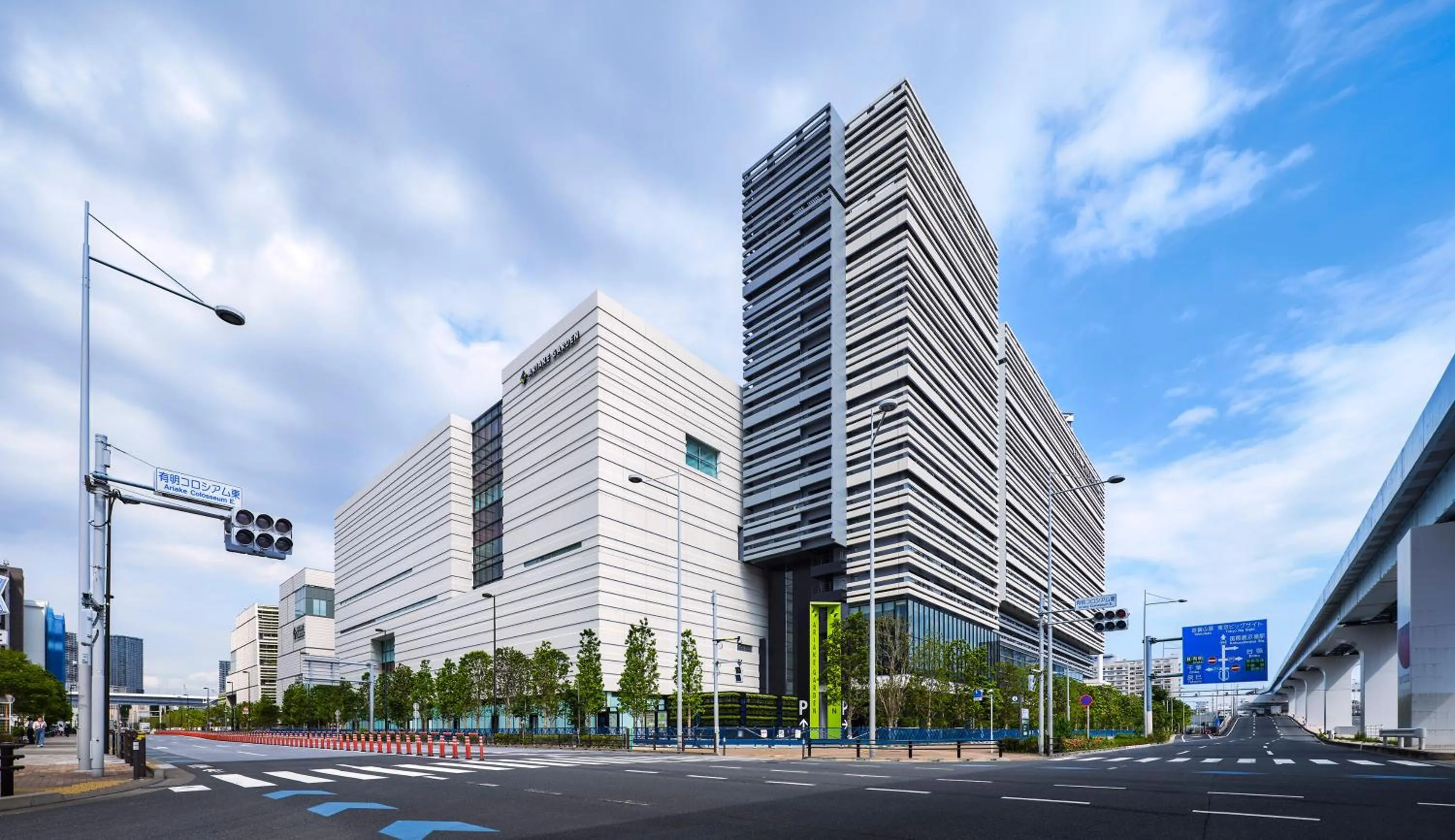 Property building in Villa Fontaine Grand Tokyo Ariake