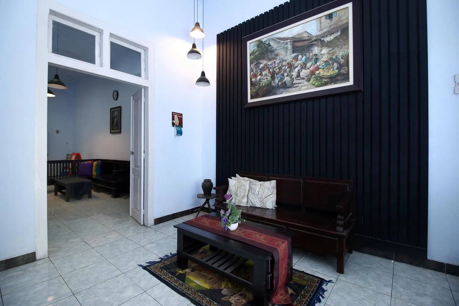 Seating area in RedDoorz Near Stasiun Lawang